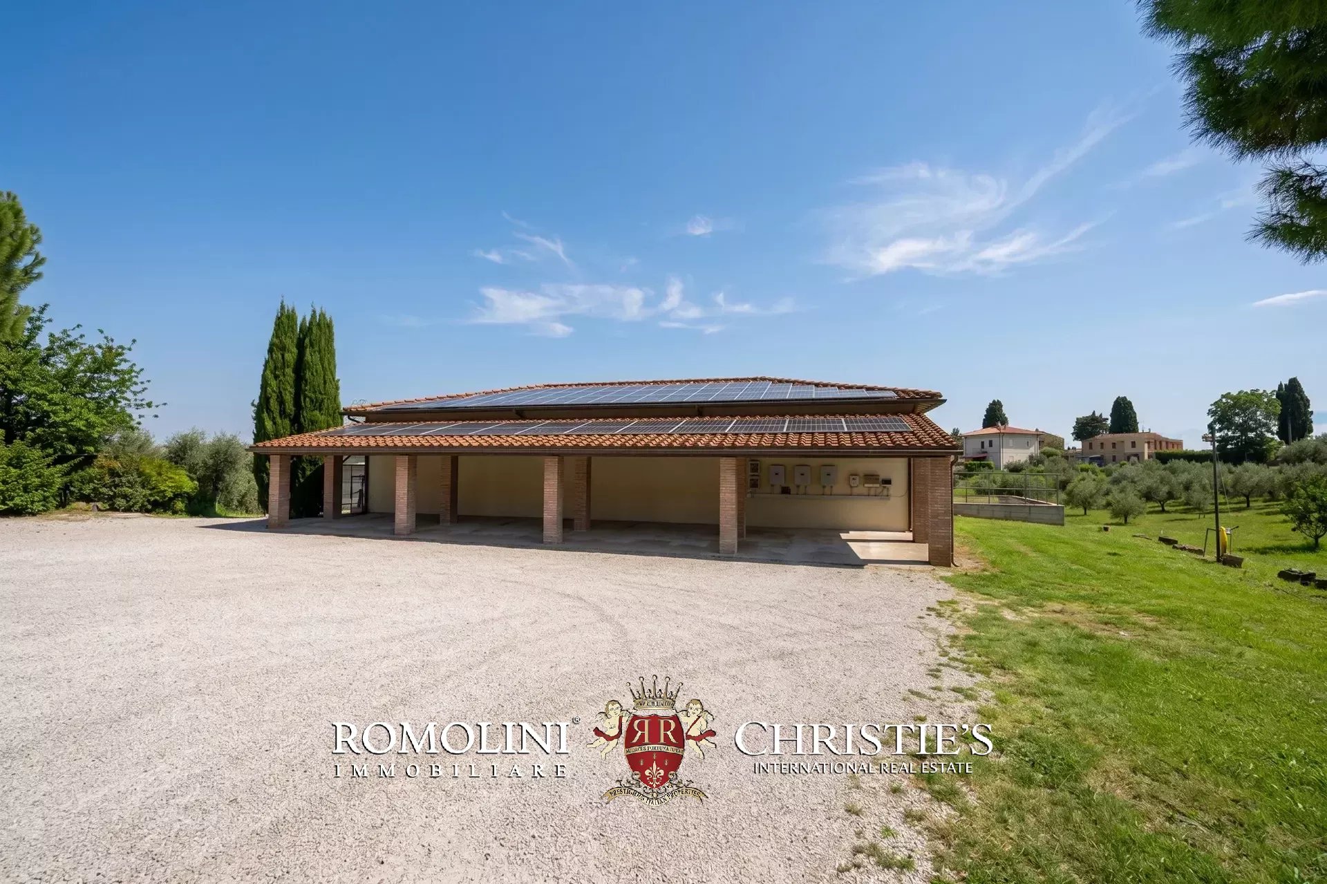 5 Bedroom Vineyard's Image 8