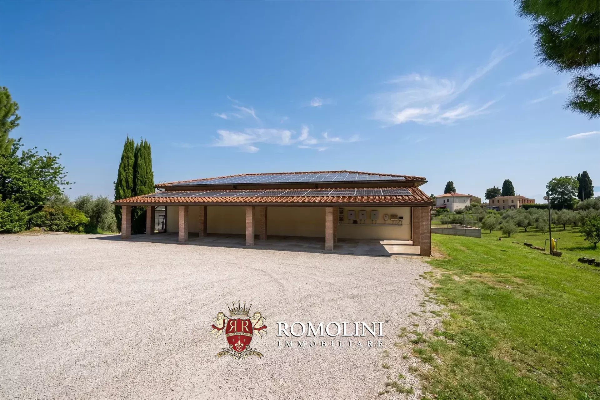 5 Bedroom Vineyard's Image 8