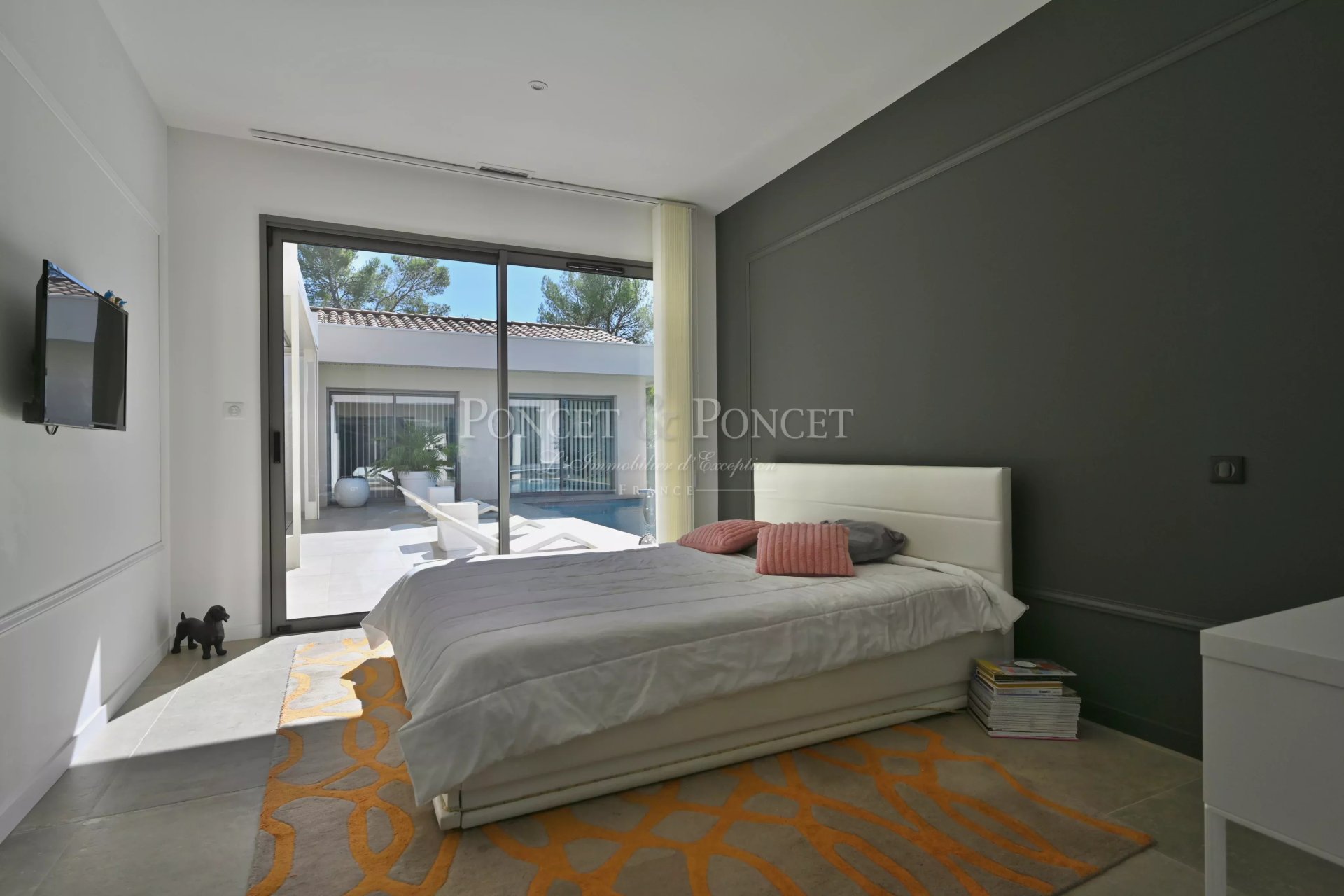 4 Bedroom Villa/Townhouse's Image 5