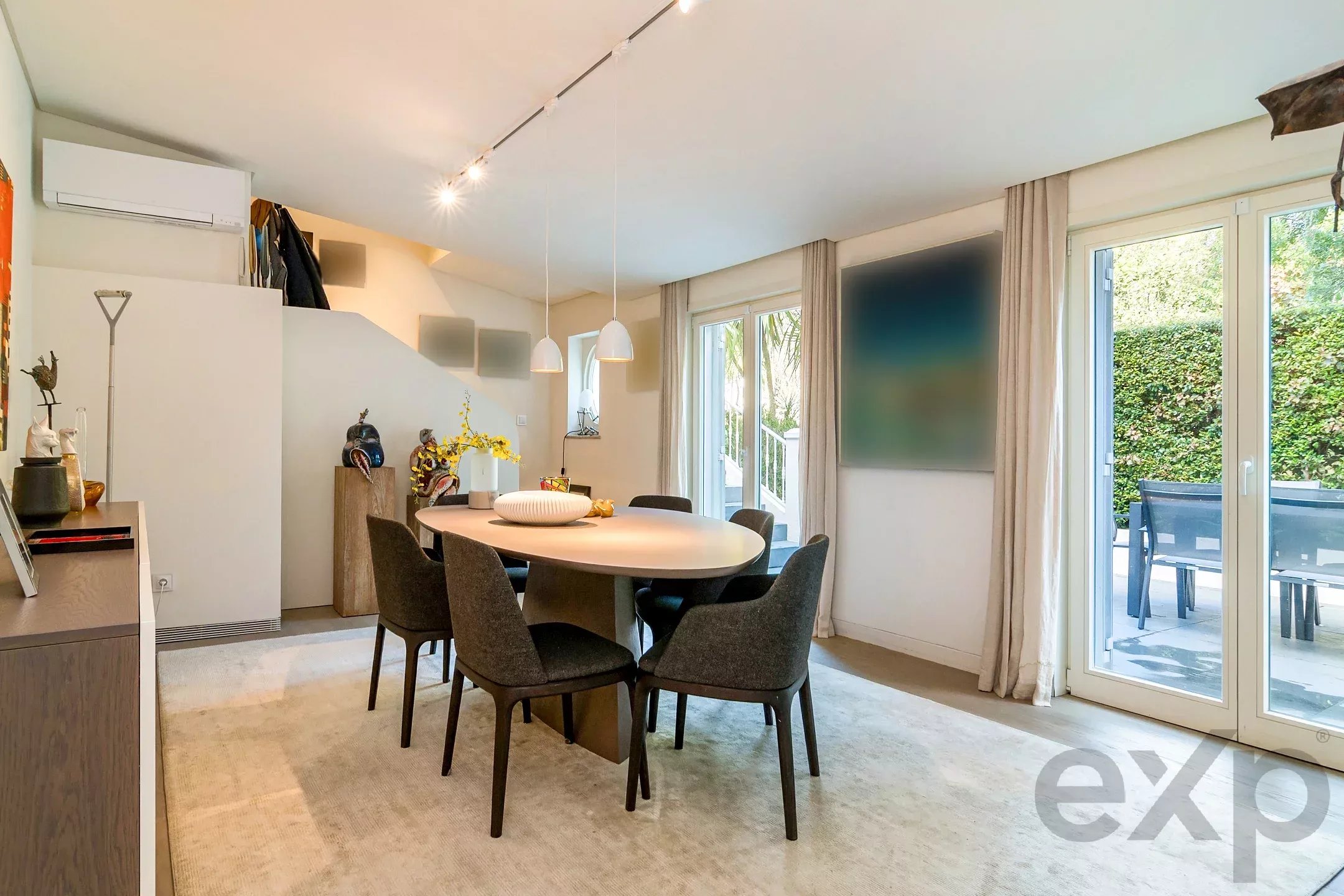 Monte Estoril: Charming 5-bed Villa with large garden and pool 86644506 image 18