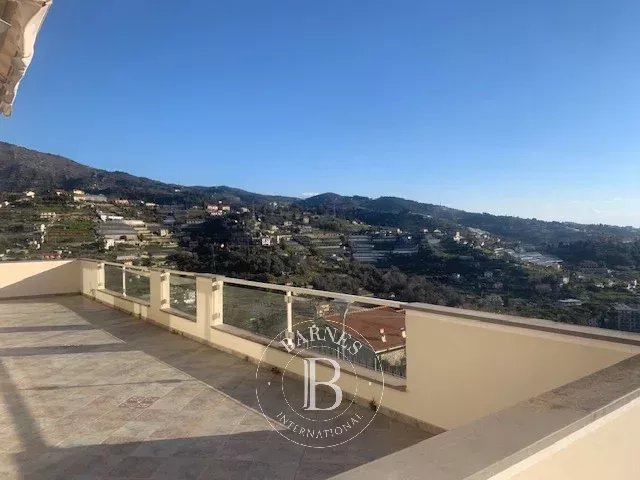 Villa Sanremo - picture 11