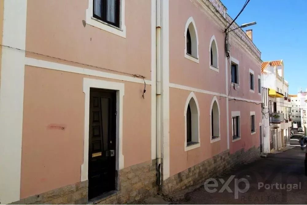 Manor house, historic center, Peniche