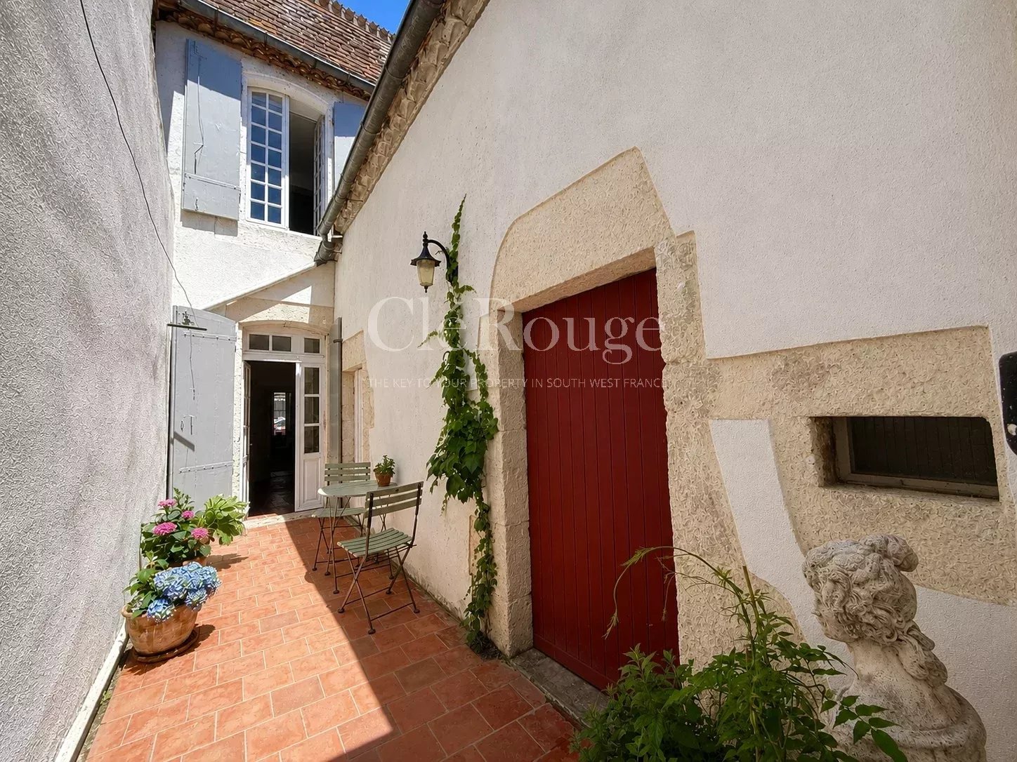 House in Rouquette - view 1