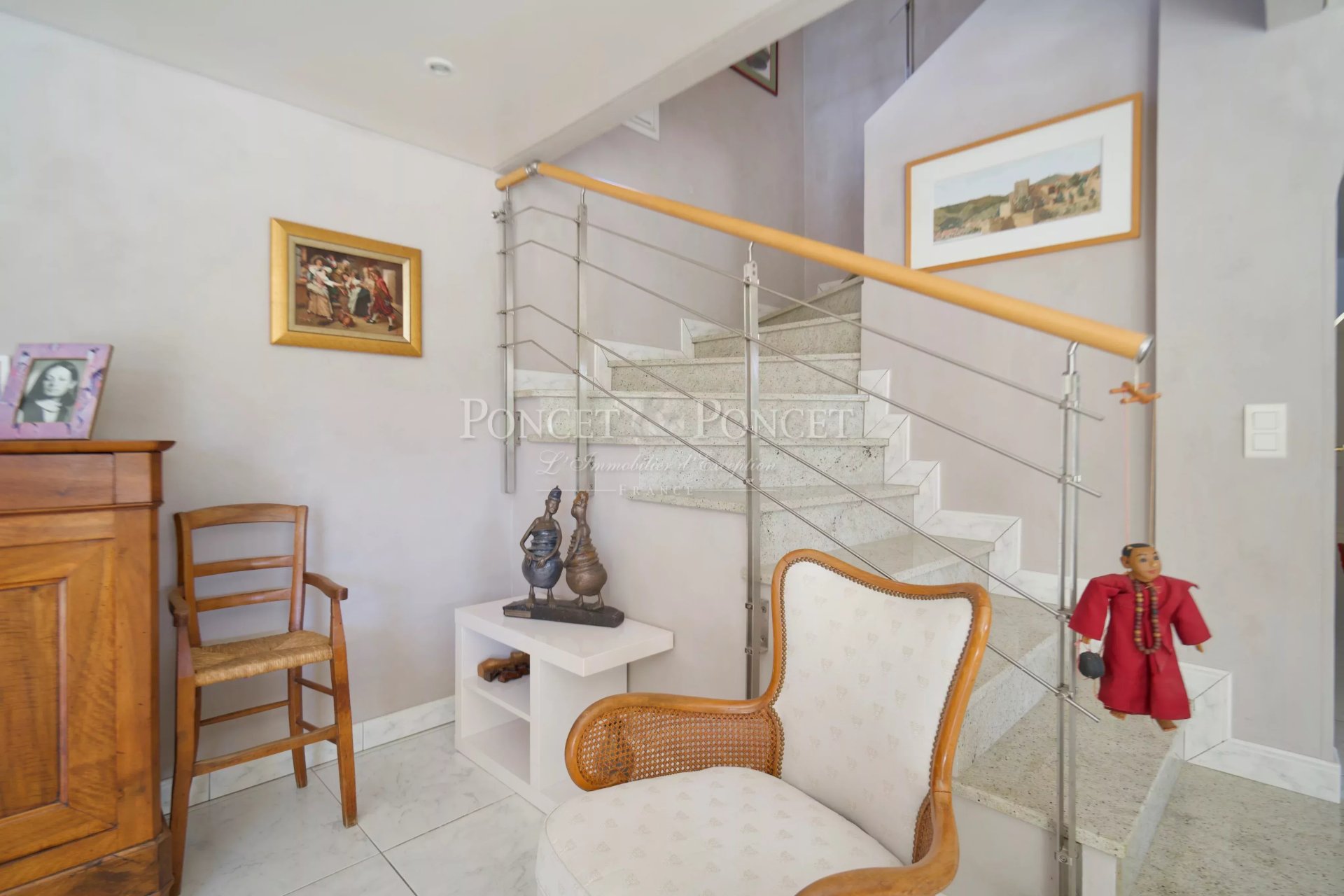 4 Bedroom Villa/Townhouse's Image 7