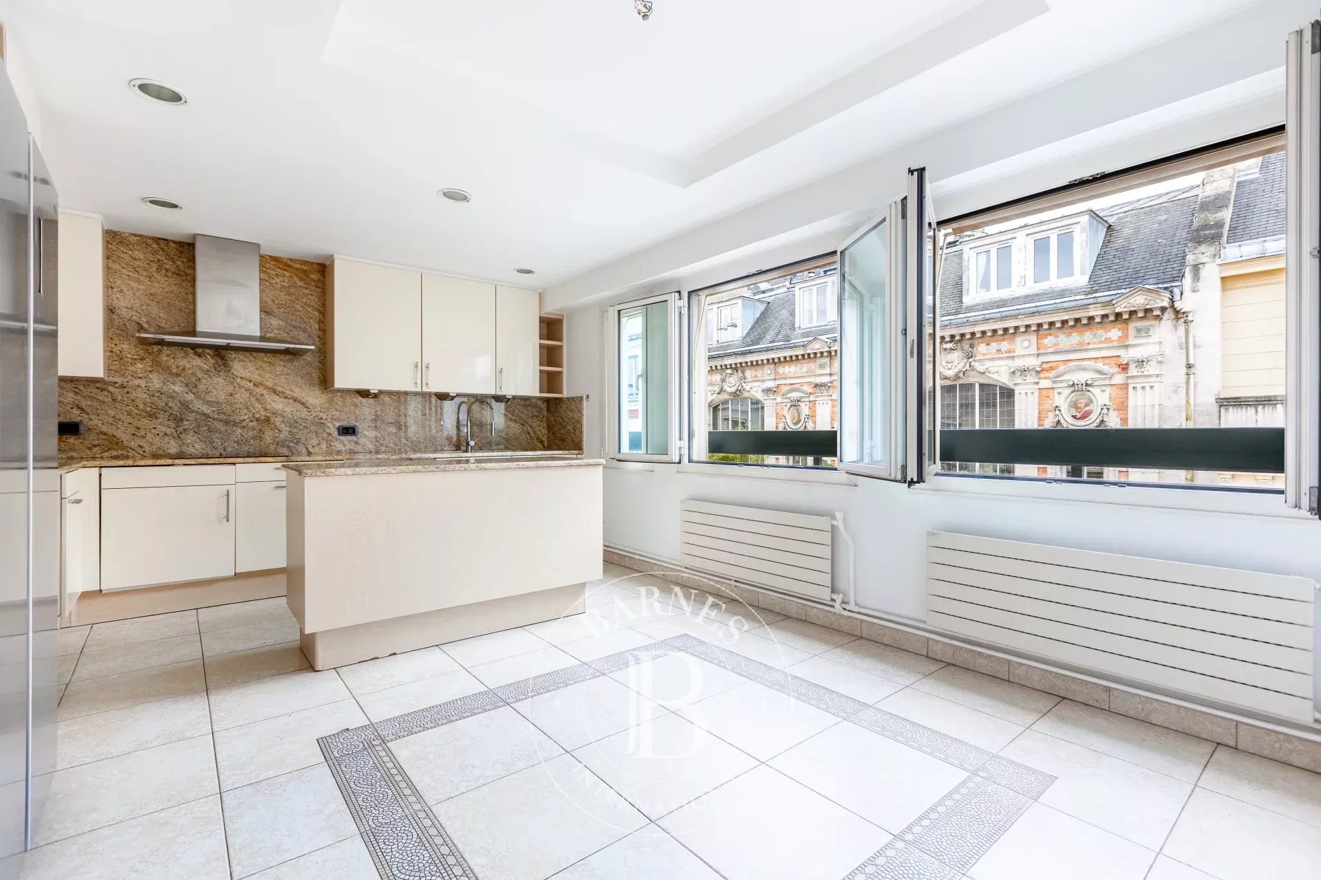 Daire Paris 8ème - picture 7