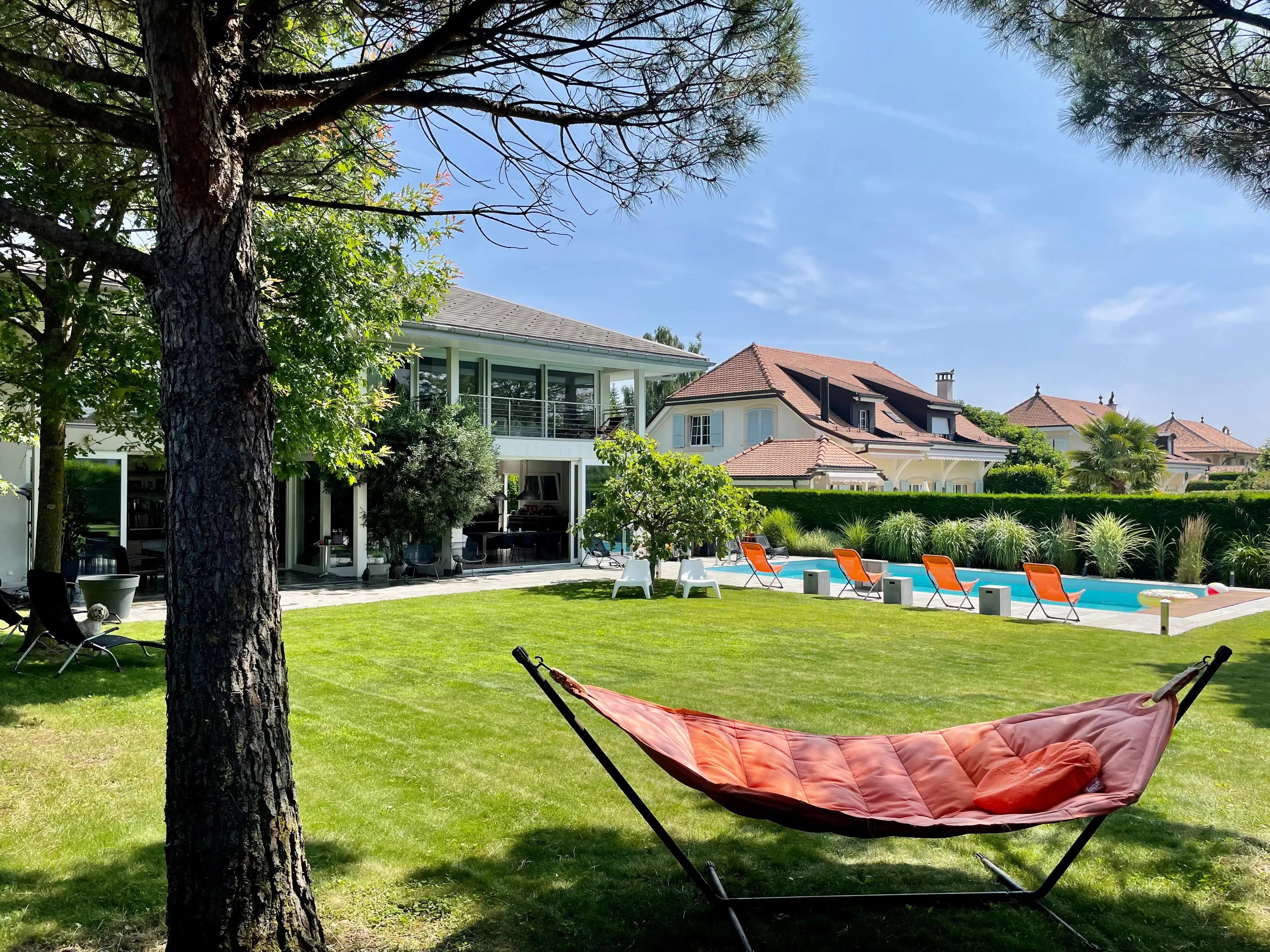 Licht, Raum und Gelassenheit — Eine private Auszeit in Coppet