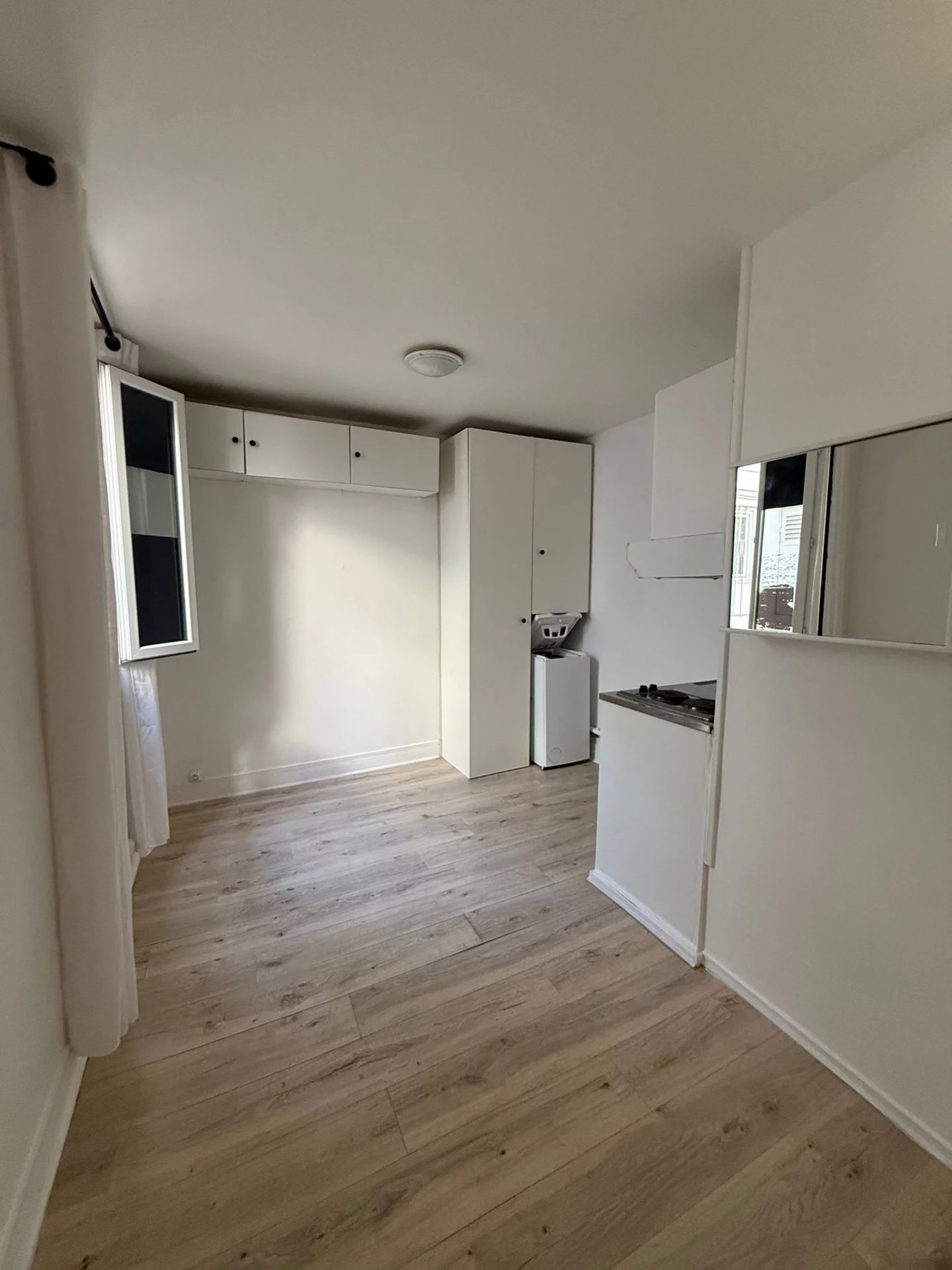 APPARTEMENT 1 PIECE - IVRY SUR SEINE - Image 1