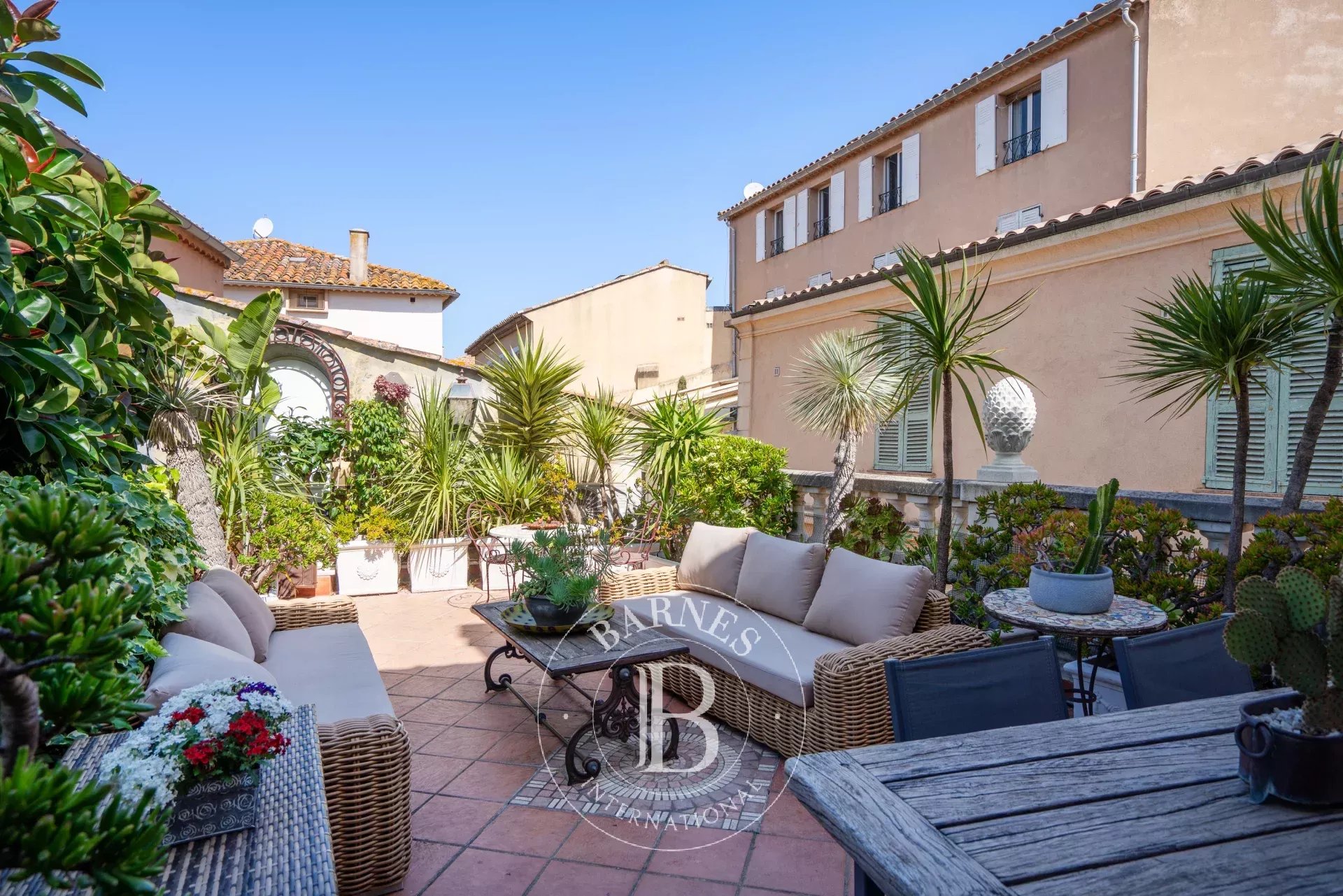 Maison Saint-Tropez  -  ref 86835140 (picture 1)