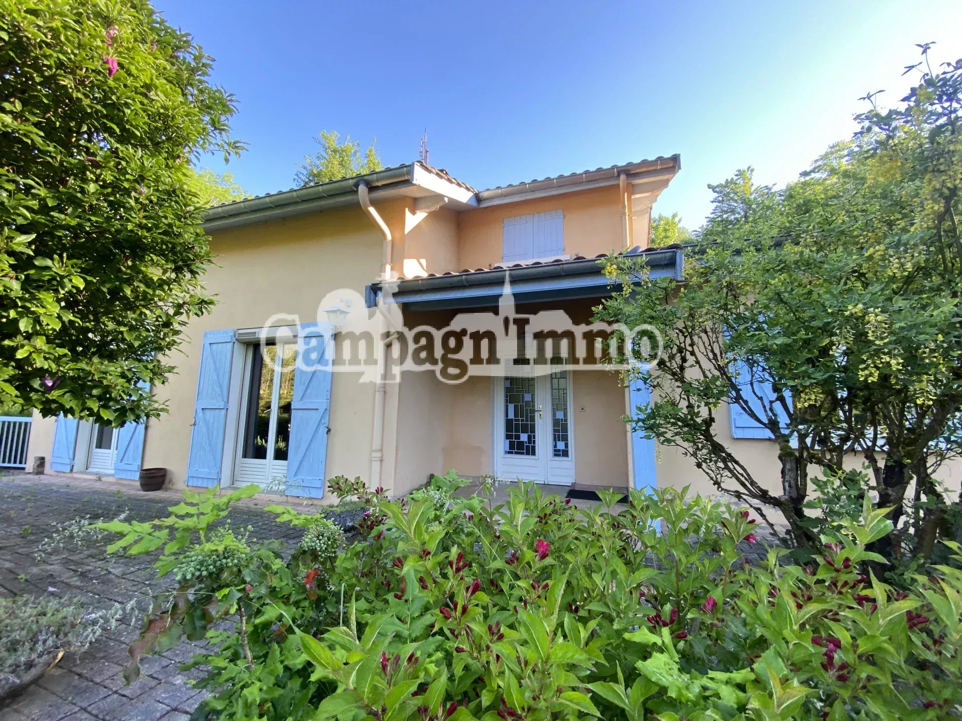 Agence immobilière de 