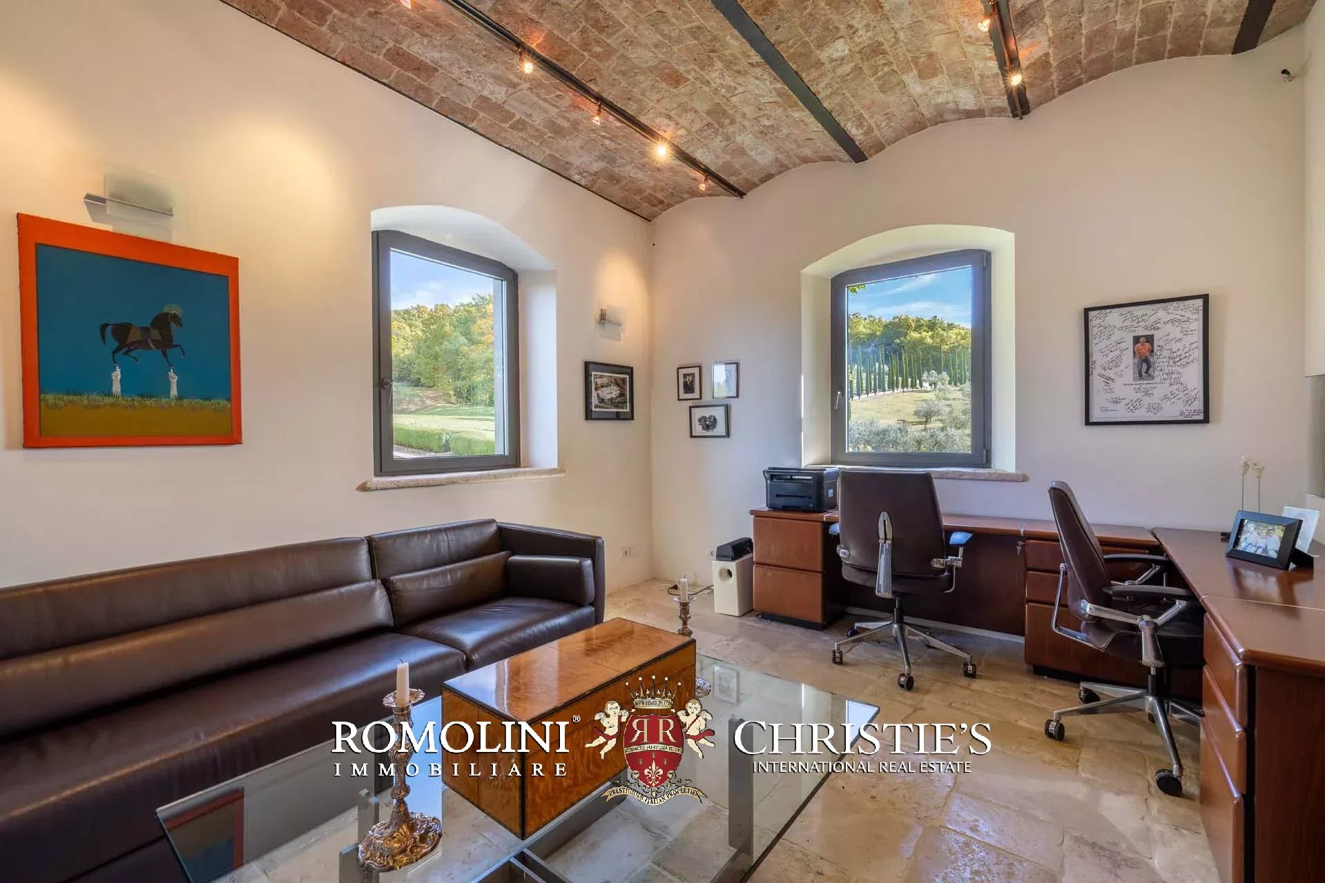 7 Bedroom Villa/Townhouse's Image 41