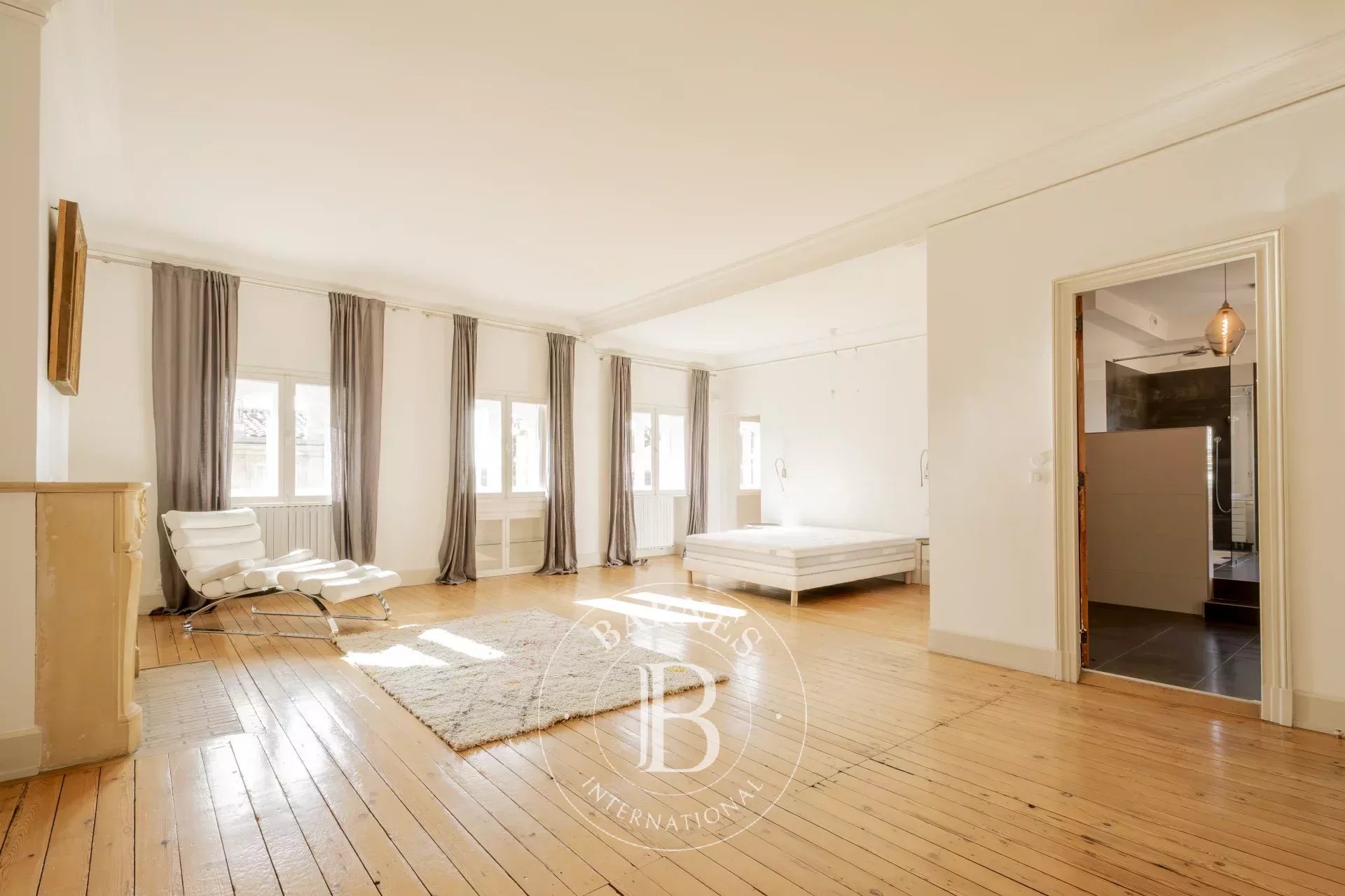 Daire Bordeaux - picture 10