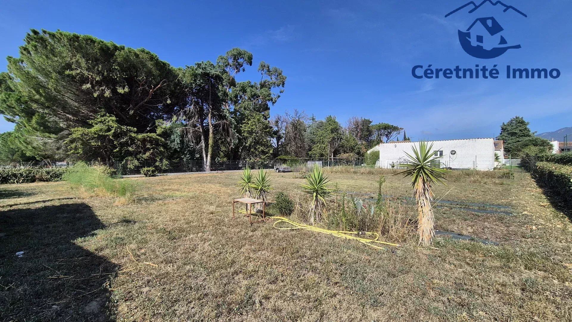 TERRAIN CONSTRUCTIBLE 758m² - MAUREILLAS LAS ILLAS