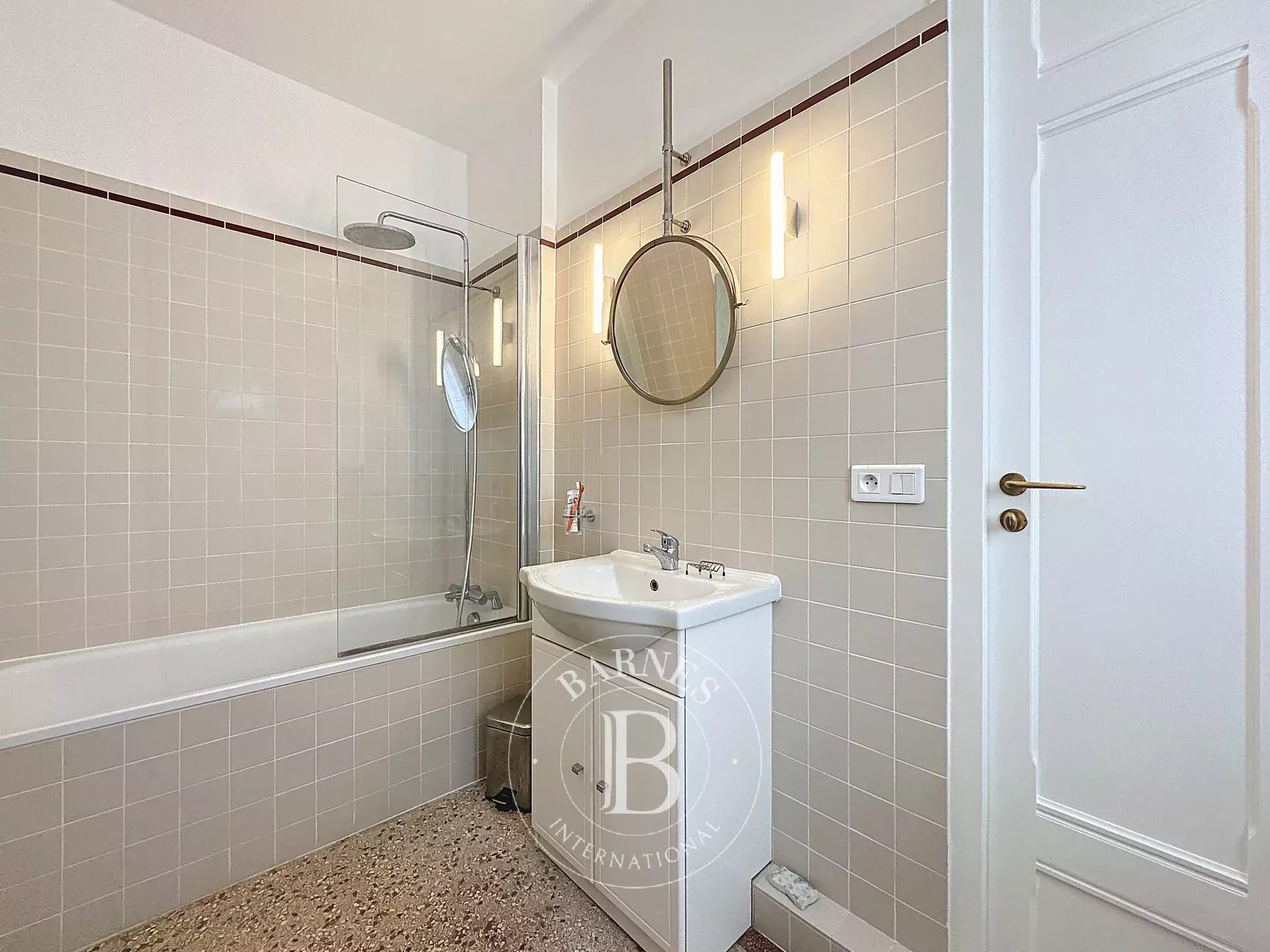 Daire Paris 19ème - picture 10