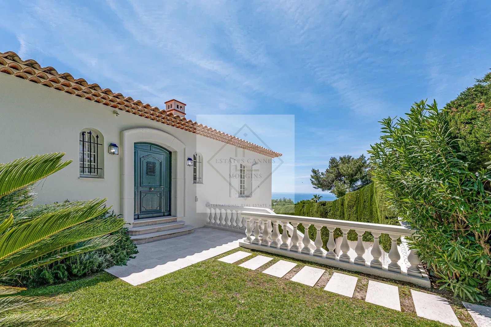 Magnifique vue mer sur la baie de Cannes — photo 2