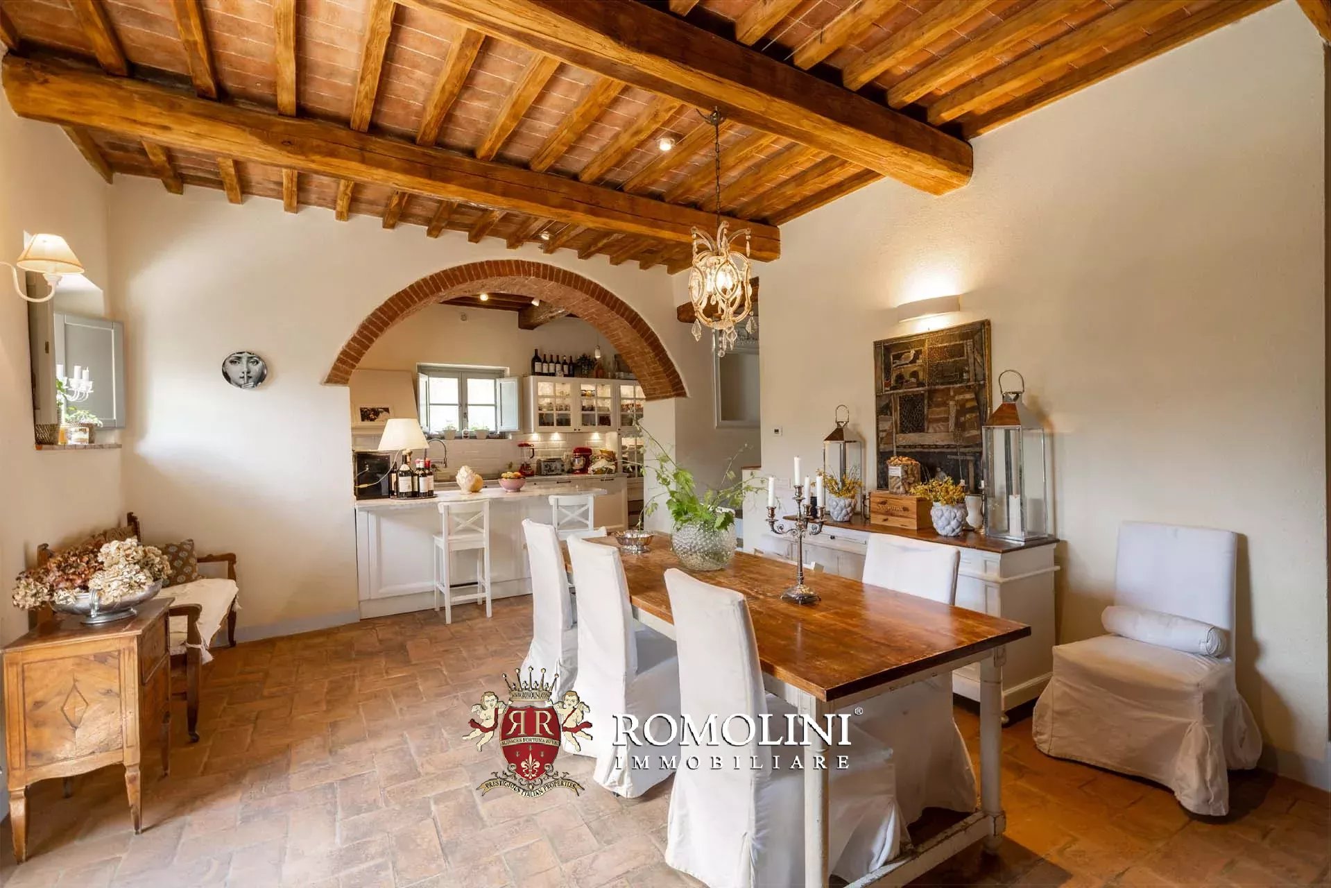 6 Bedroom Villa/Townhouse's Image 33