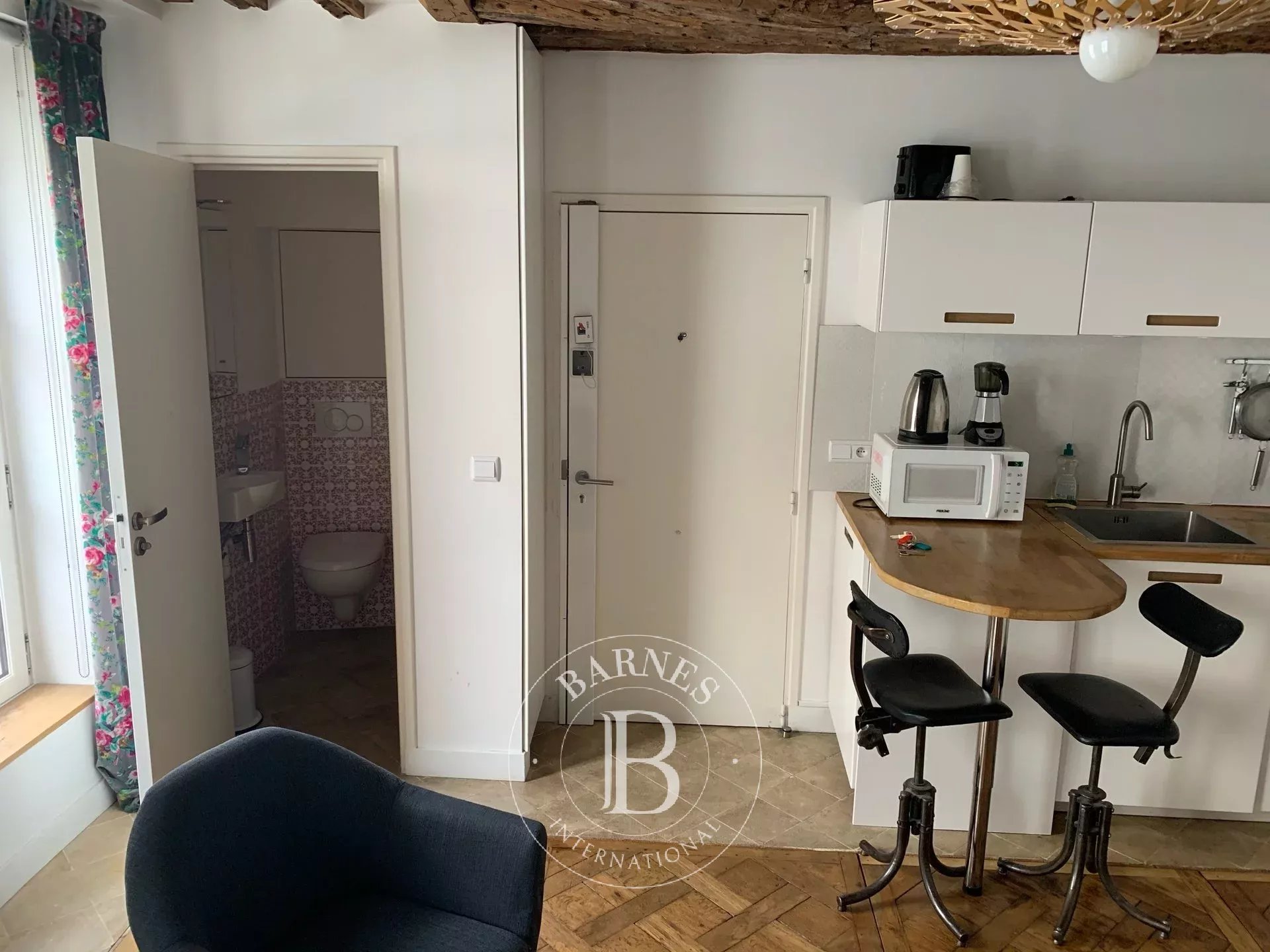 Daire Paris 4ème - picture 5