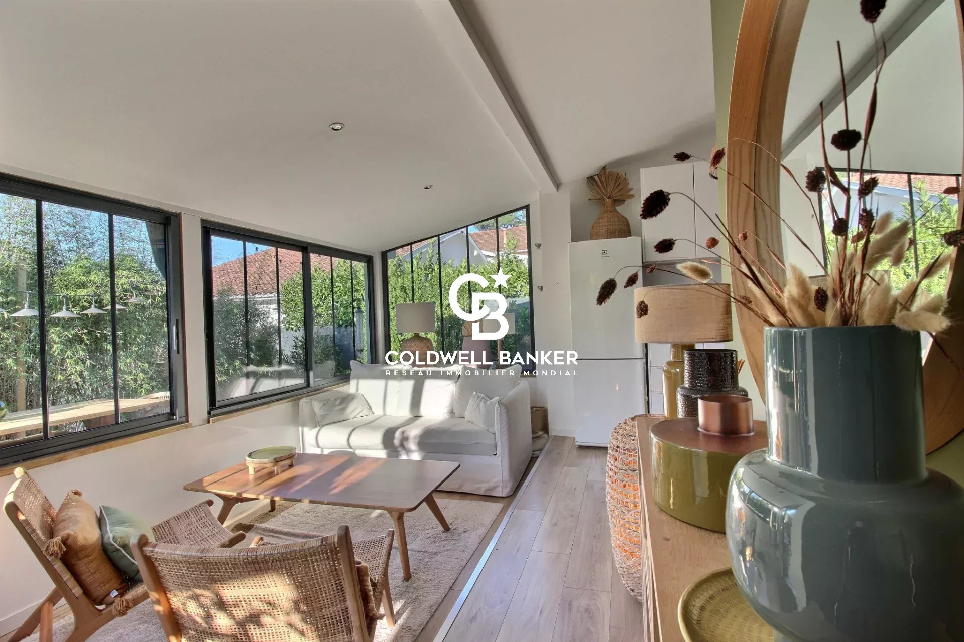 Agence immobilière de Silver Coast Int. Realty