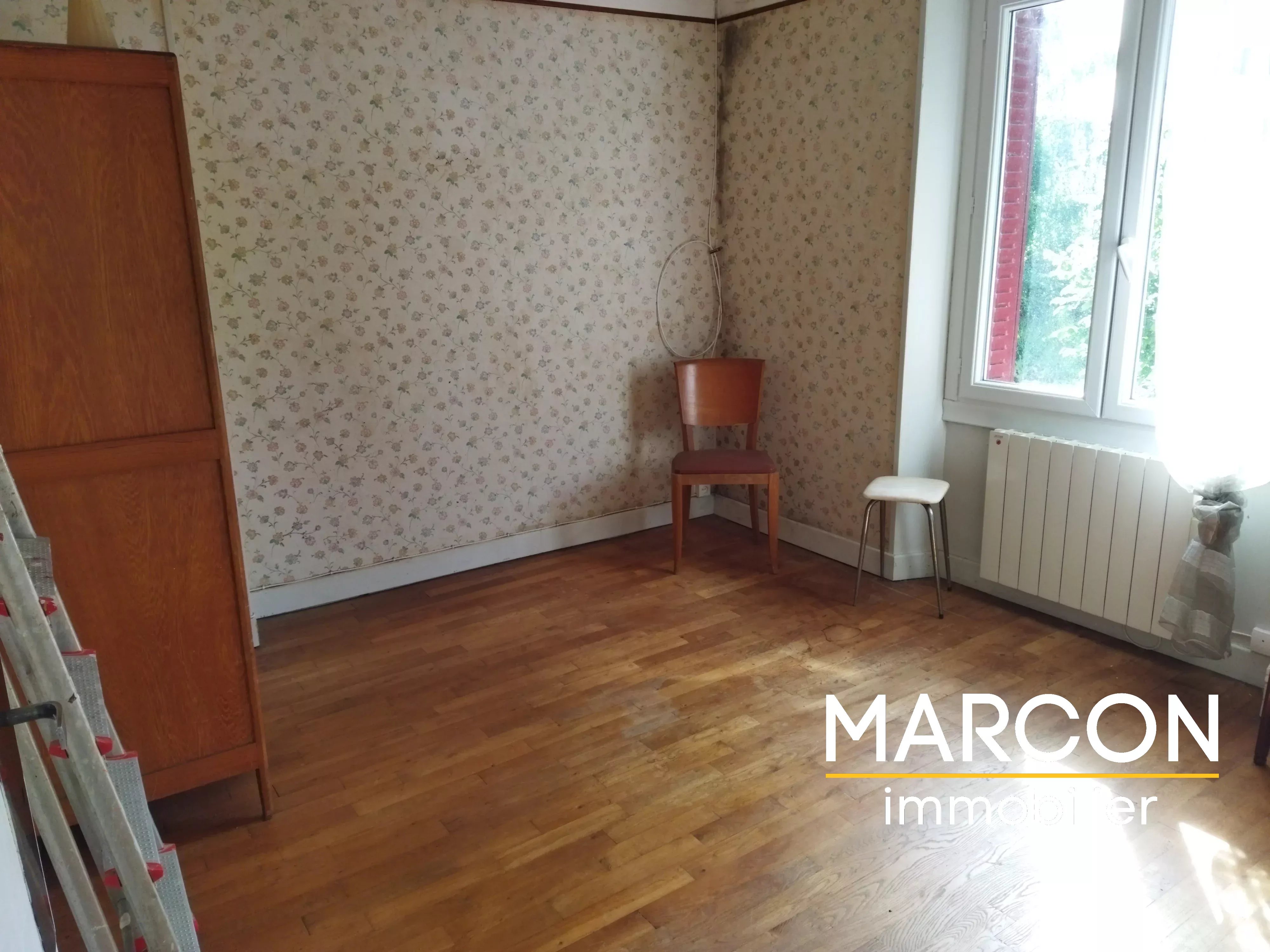 BELLE MAISON EN PIERRES entre GUERET et BOURGANEUF
