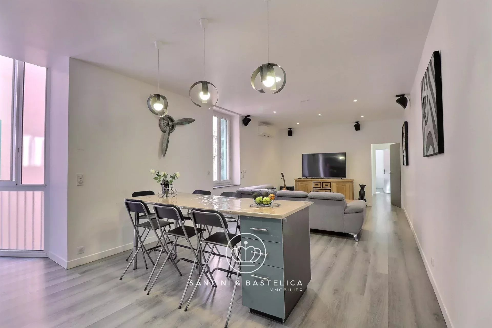 Agence immobilière de 