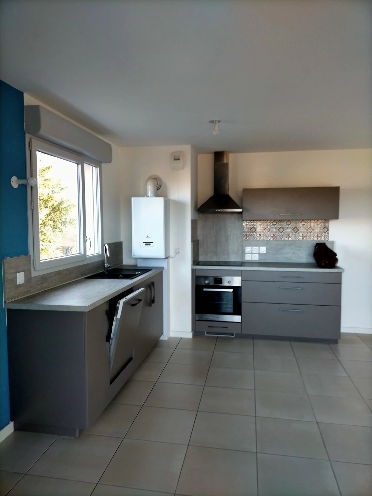 4798267 Location Lentilly