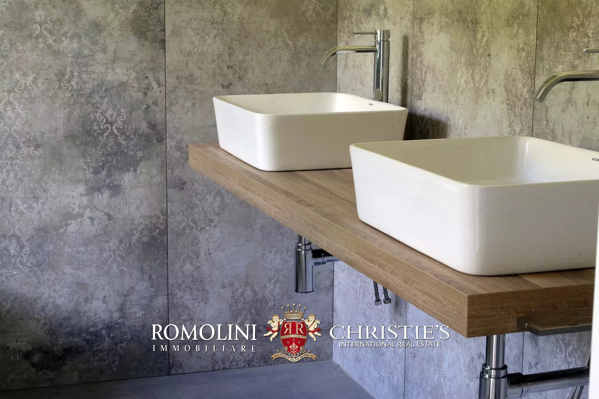 4 Bedroom Villa/Townhouse's Image 30