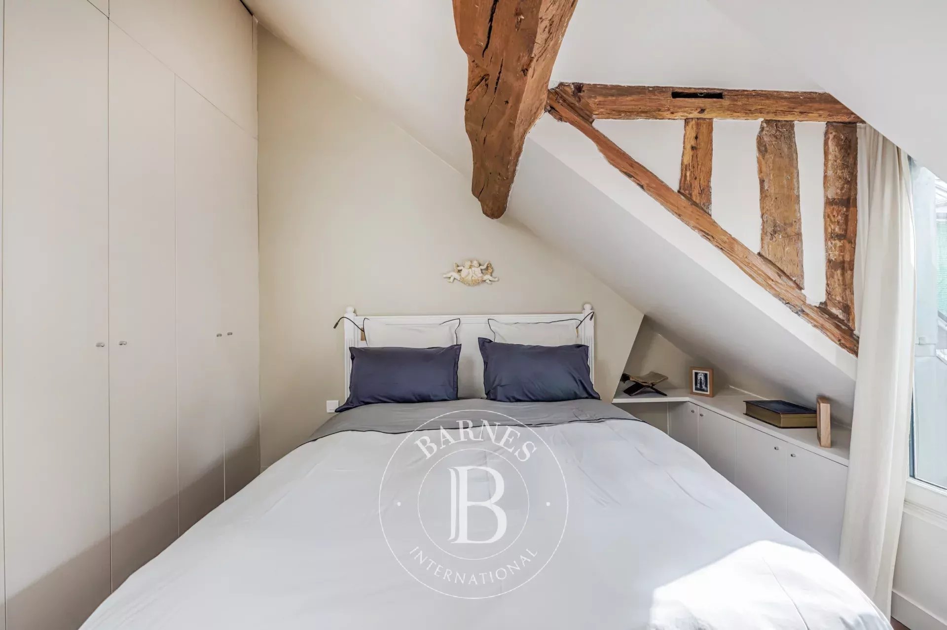 Daire Paris 3ème - picture 21