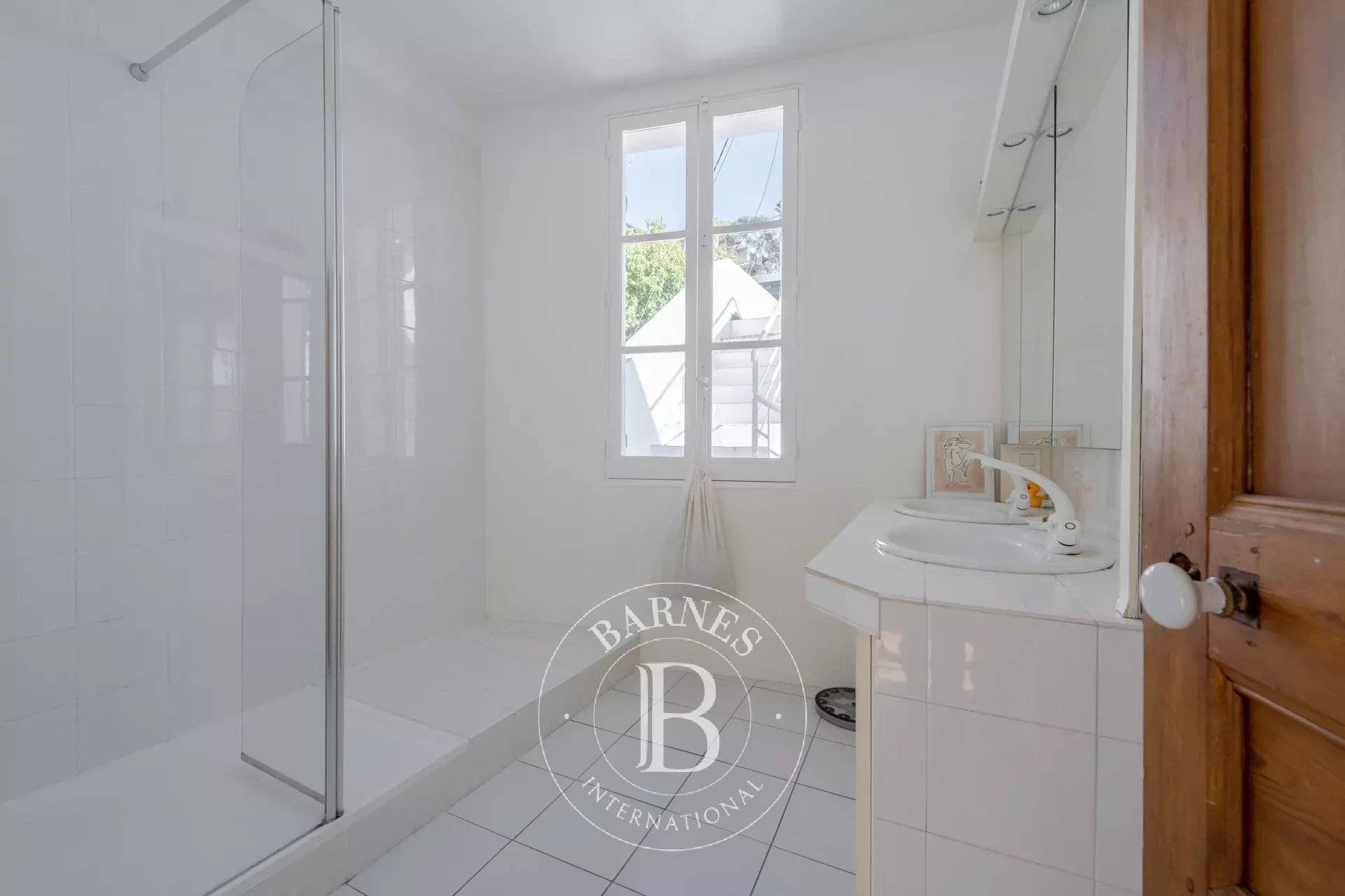 Ev Marseille 7ème - picture 15