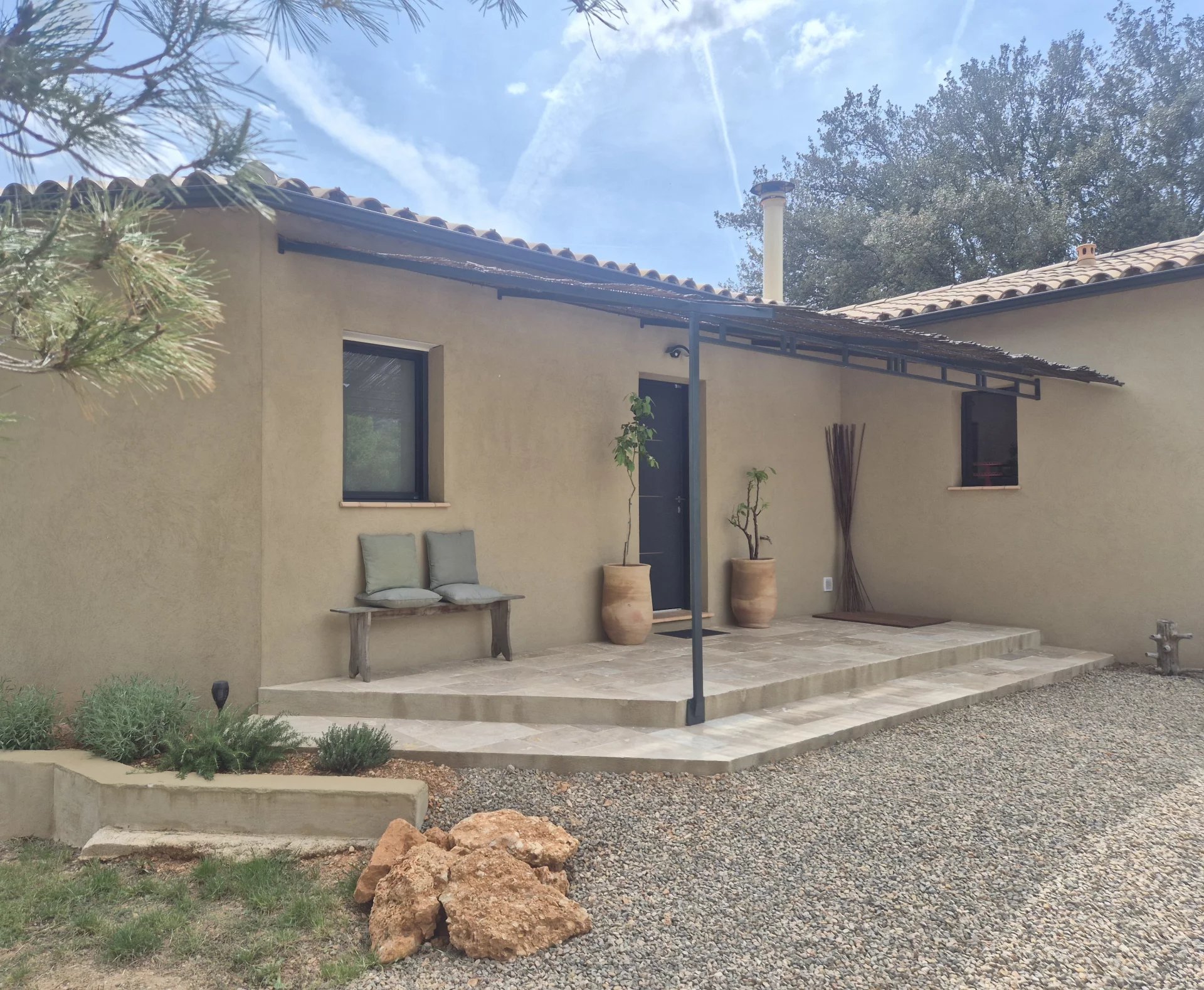 Villa and 4 gites in Cotignac, unique layout with pool house and pool