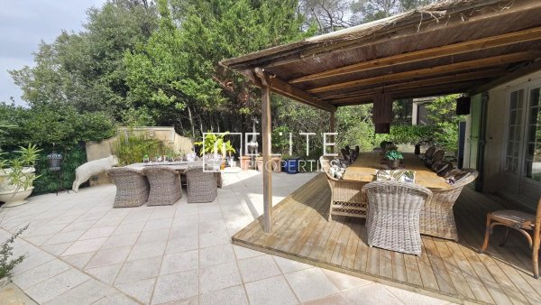 260 m² HOUSE – HEATED POOL – ROQUEFORT-LES-PINS — photo 7