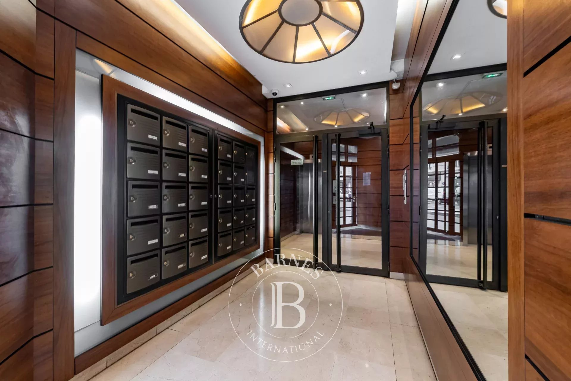 Daire Paris 16ème - picture 9