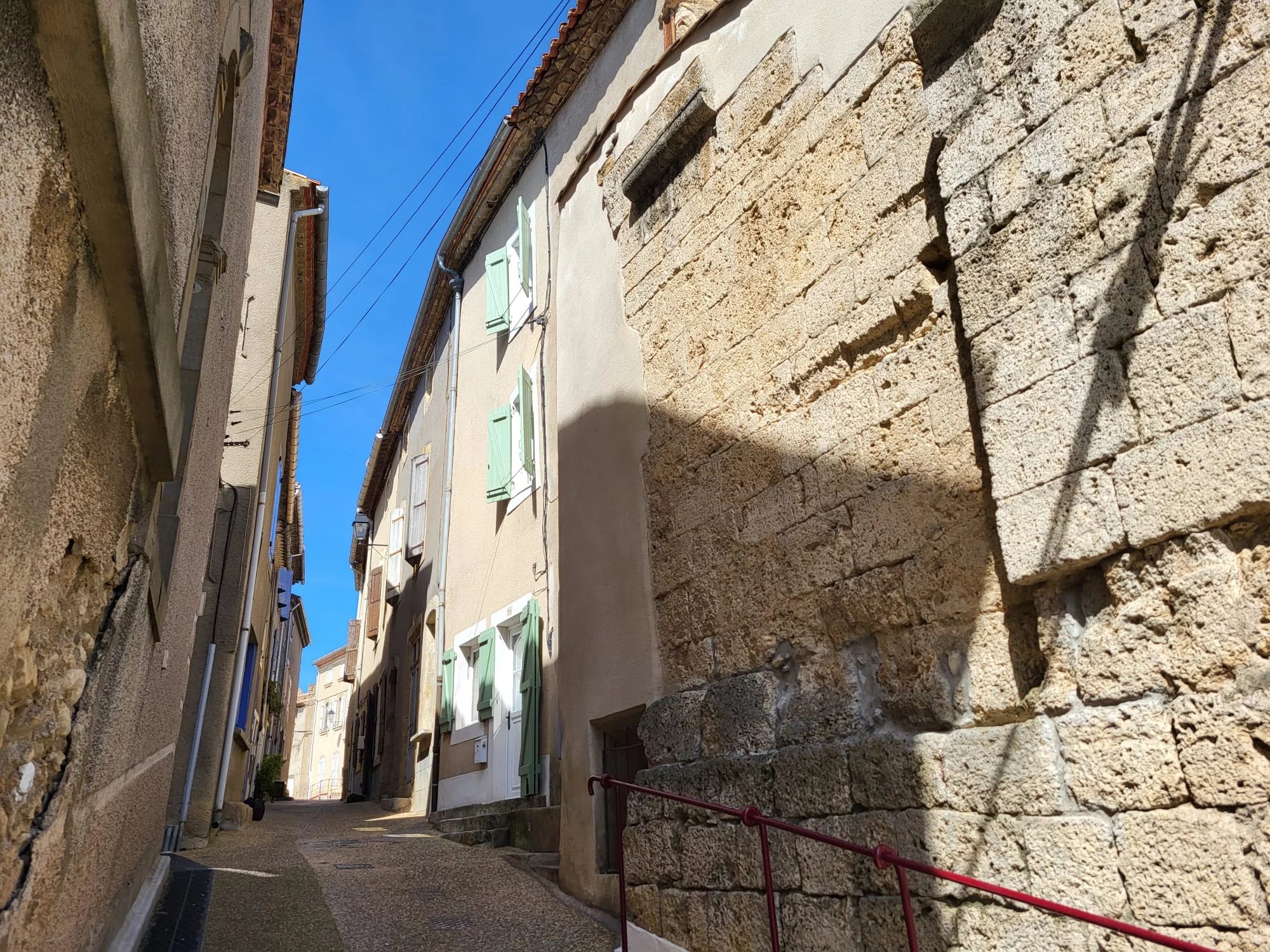 House in Fabrezan - view 1