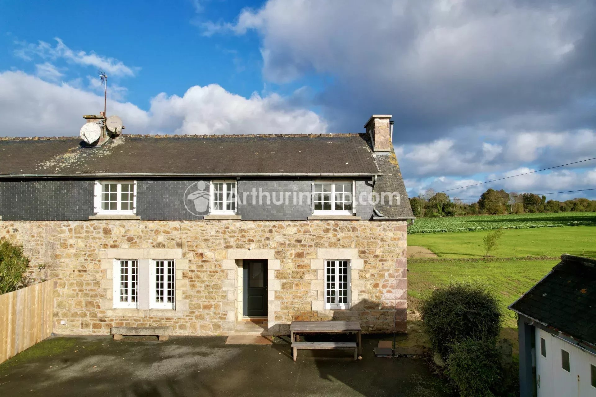 Agence immobilière de 