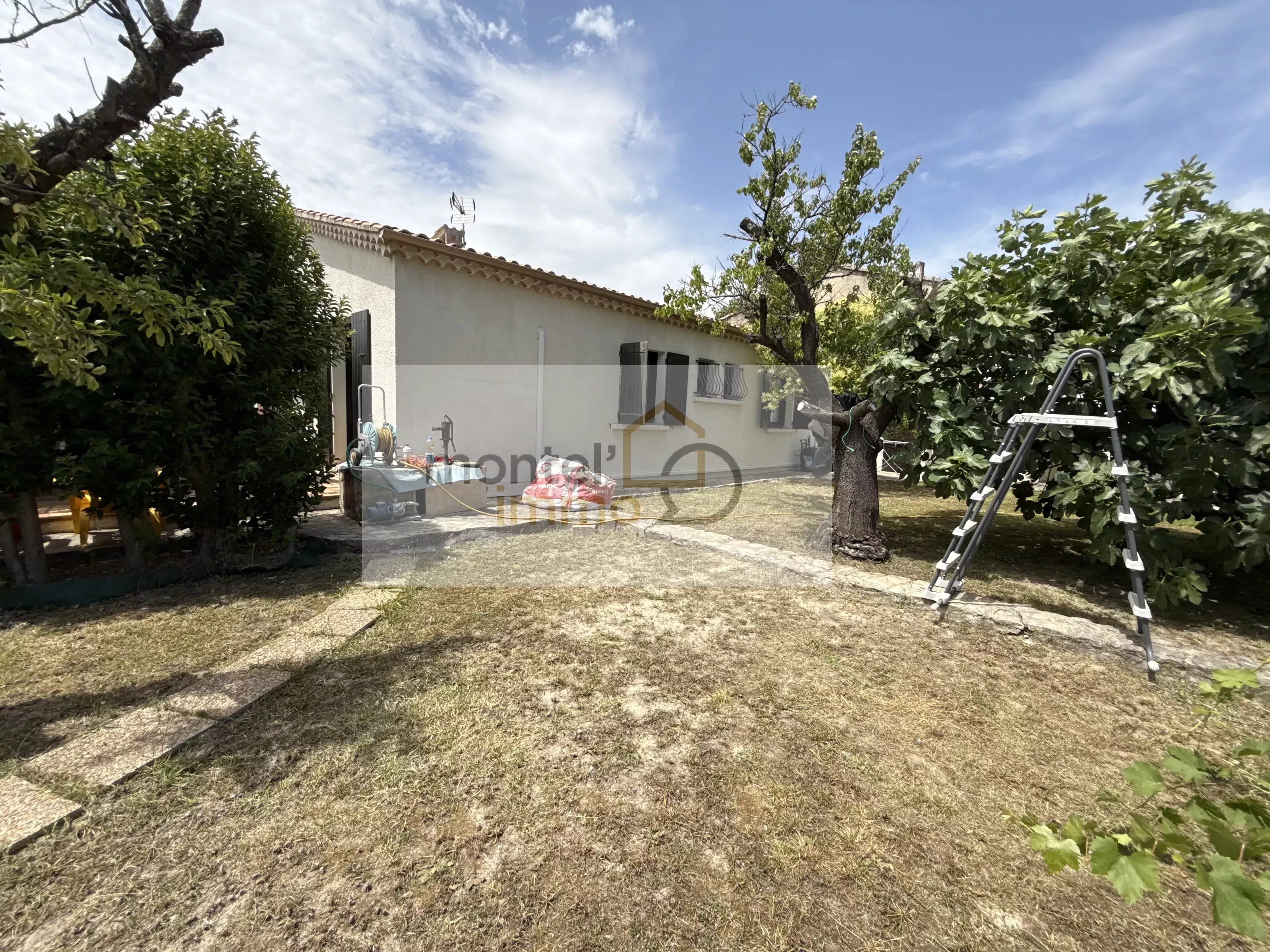 Agence immobilière de 