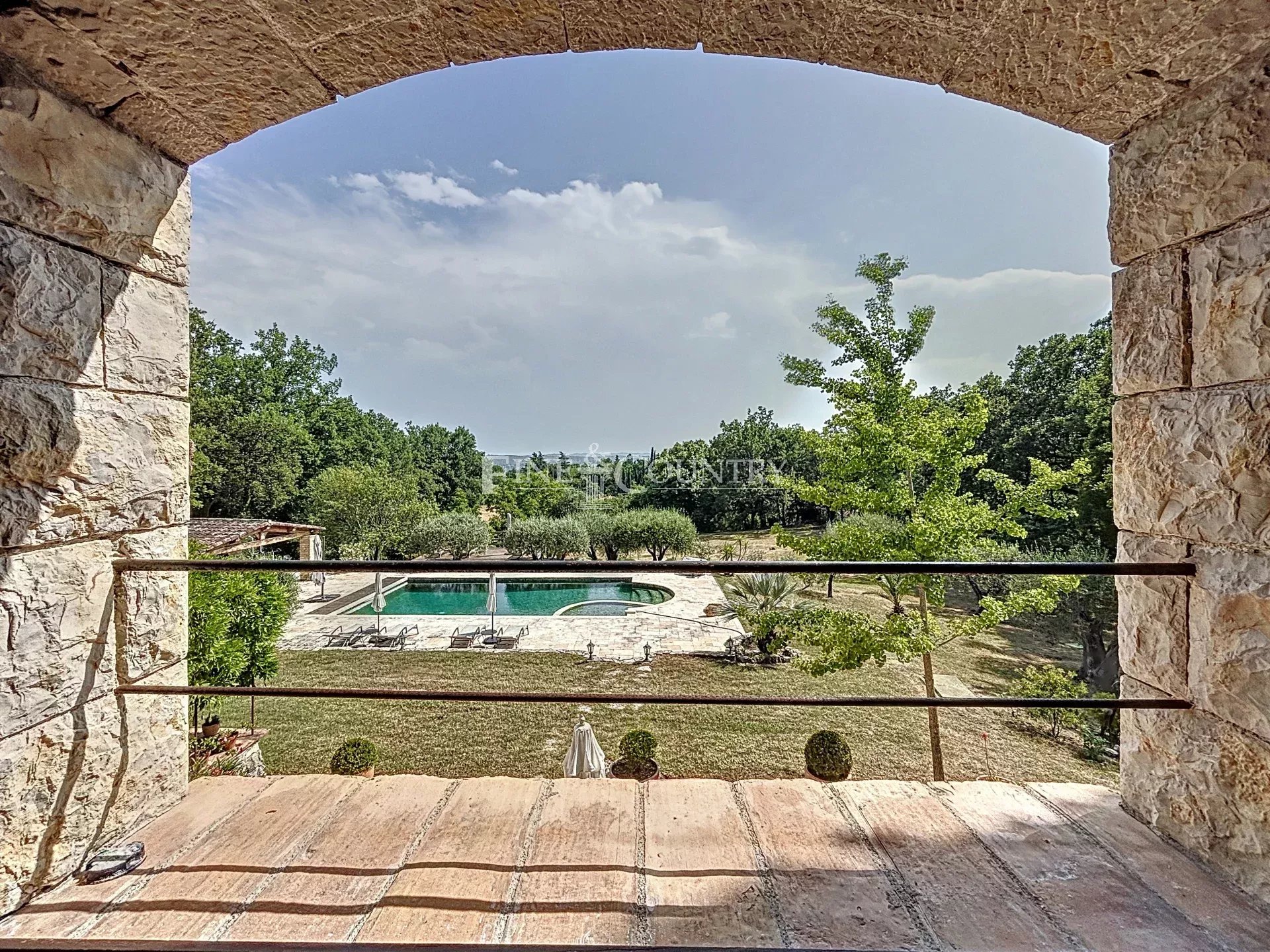 Photo of Stonevilla for sale in Fayence with swimming pool and great views