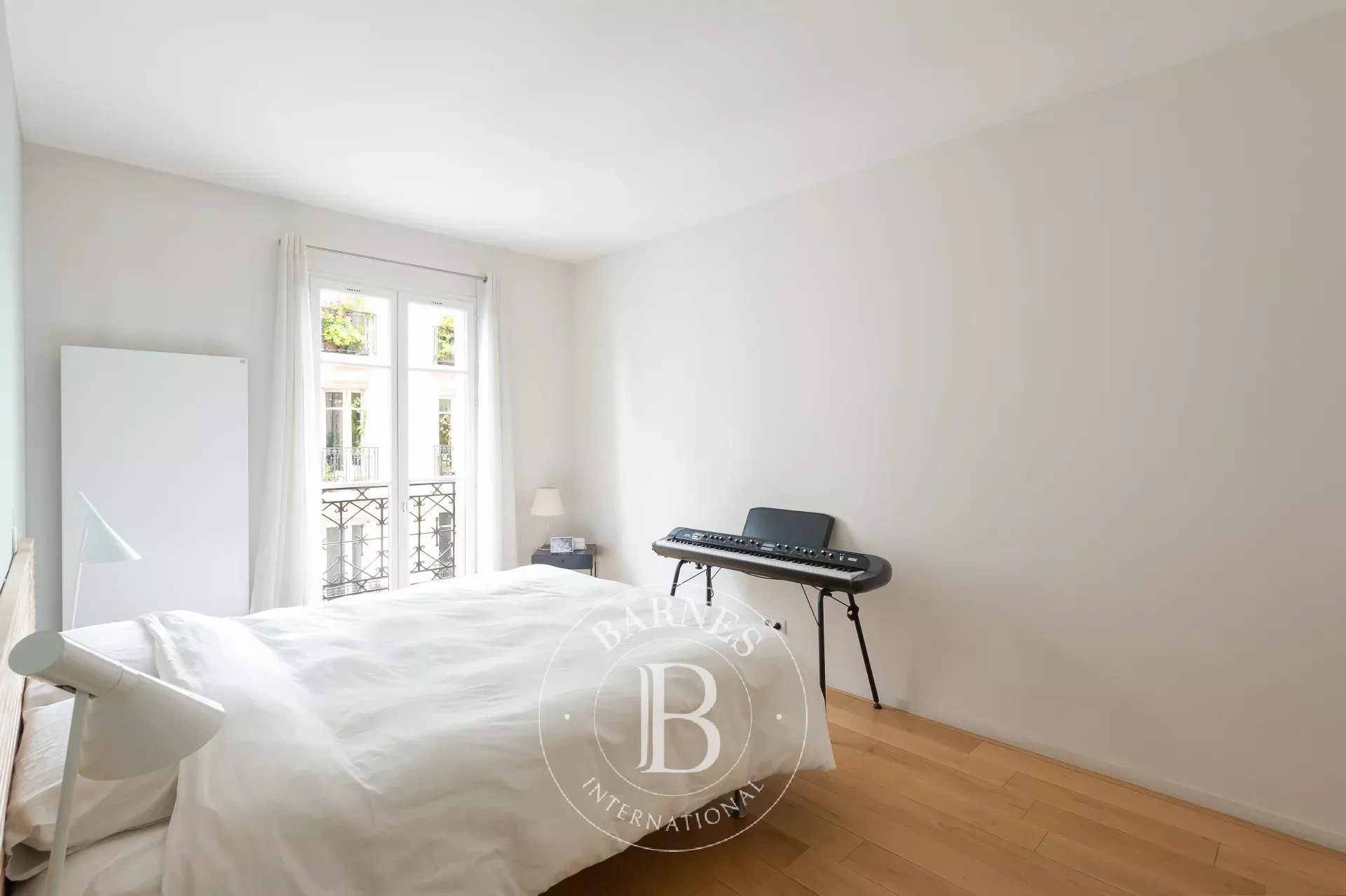 Daire Paris 18ème - picture 8