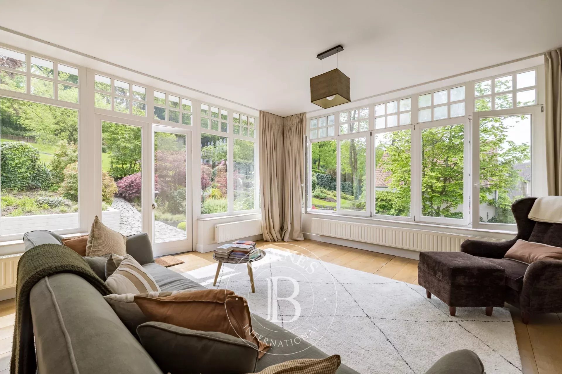 Charming villa in a sought-after neighborhood of Lasne.