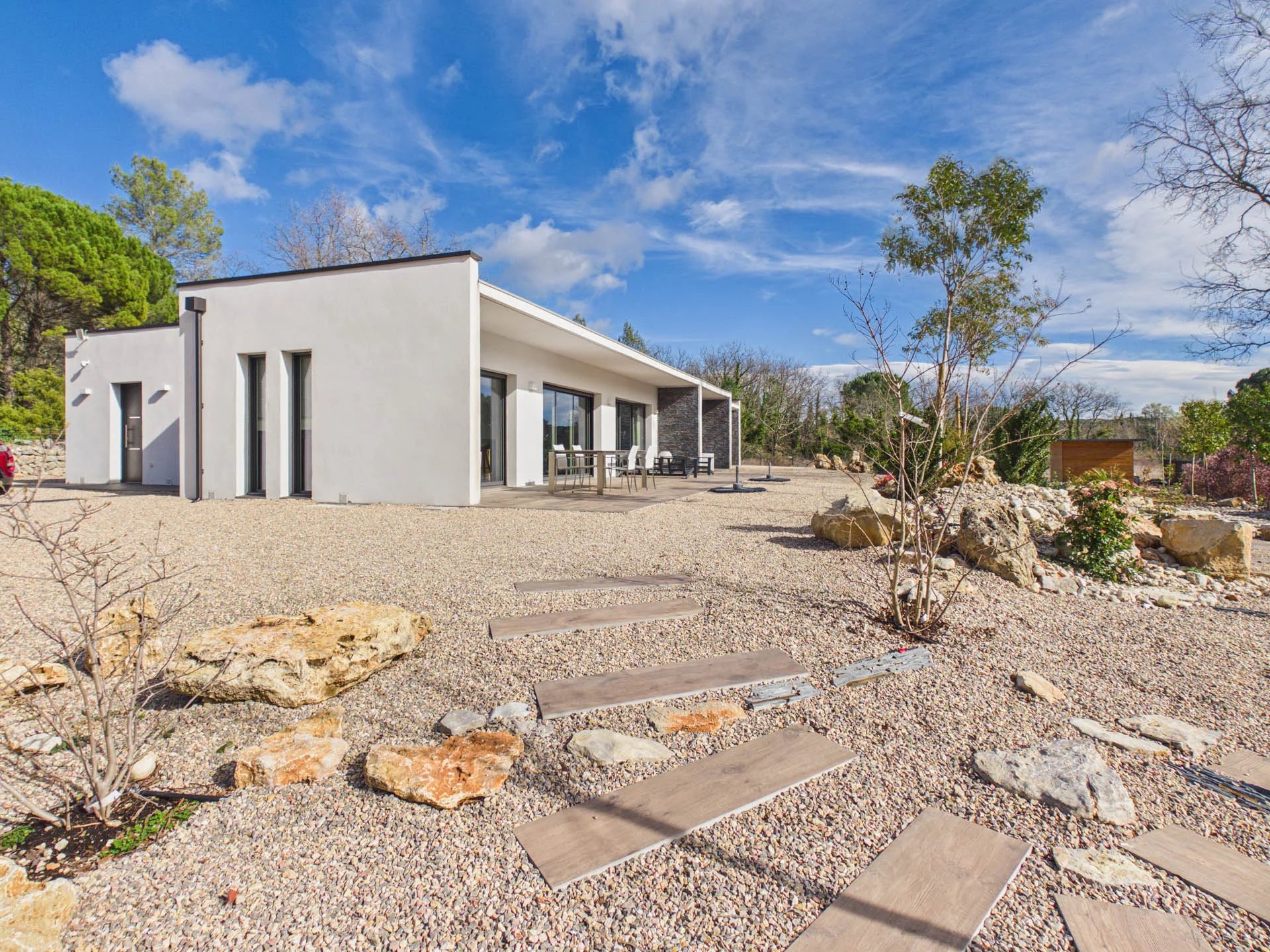 MODERN SINGLE-STOREY VILLA - FAYENCE