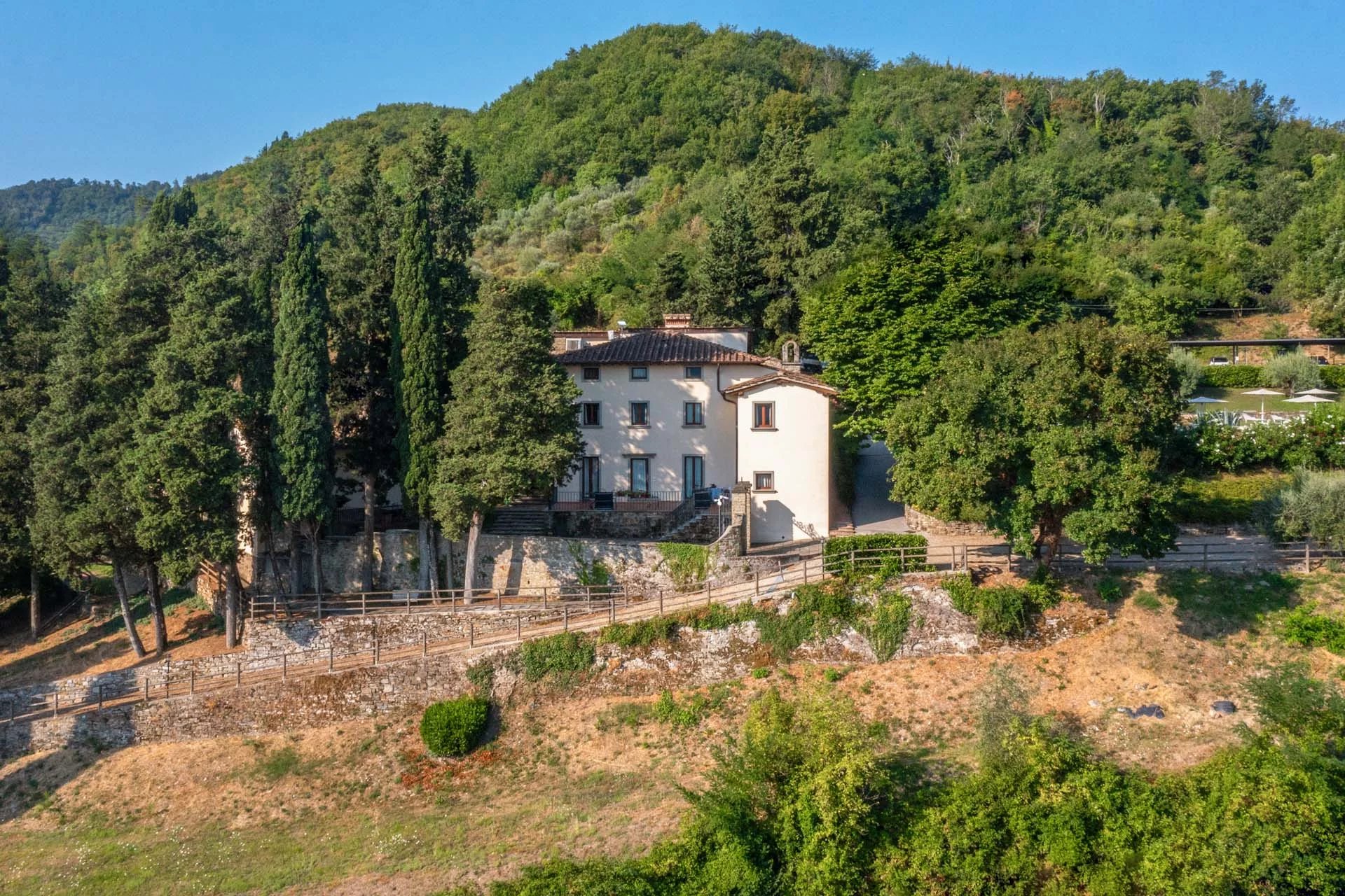 BOUTIQUE HOTEL IN VENDITA NEL MUGELLO, TOSCANA