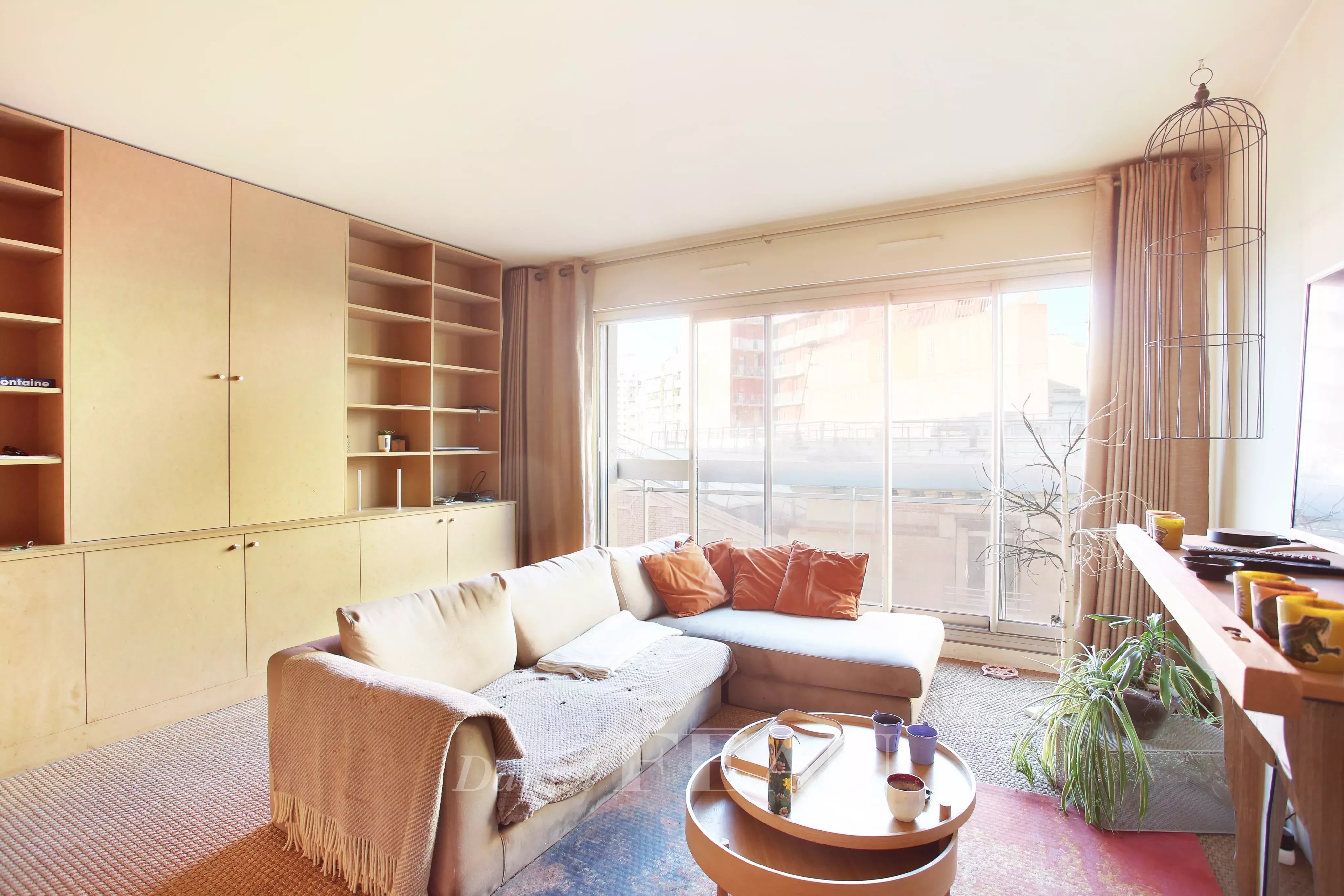 Sale Apartment Paris 15th