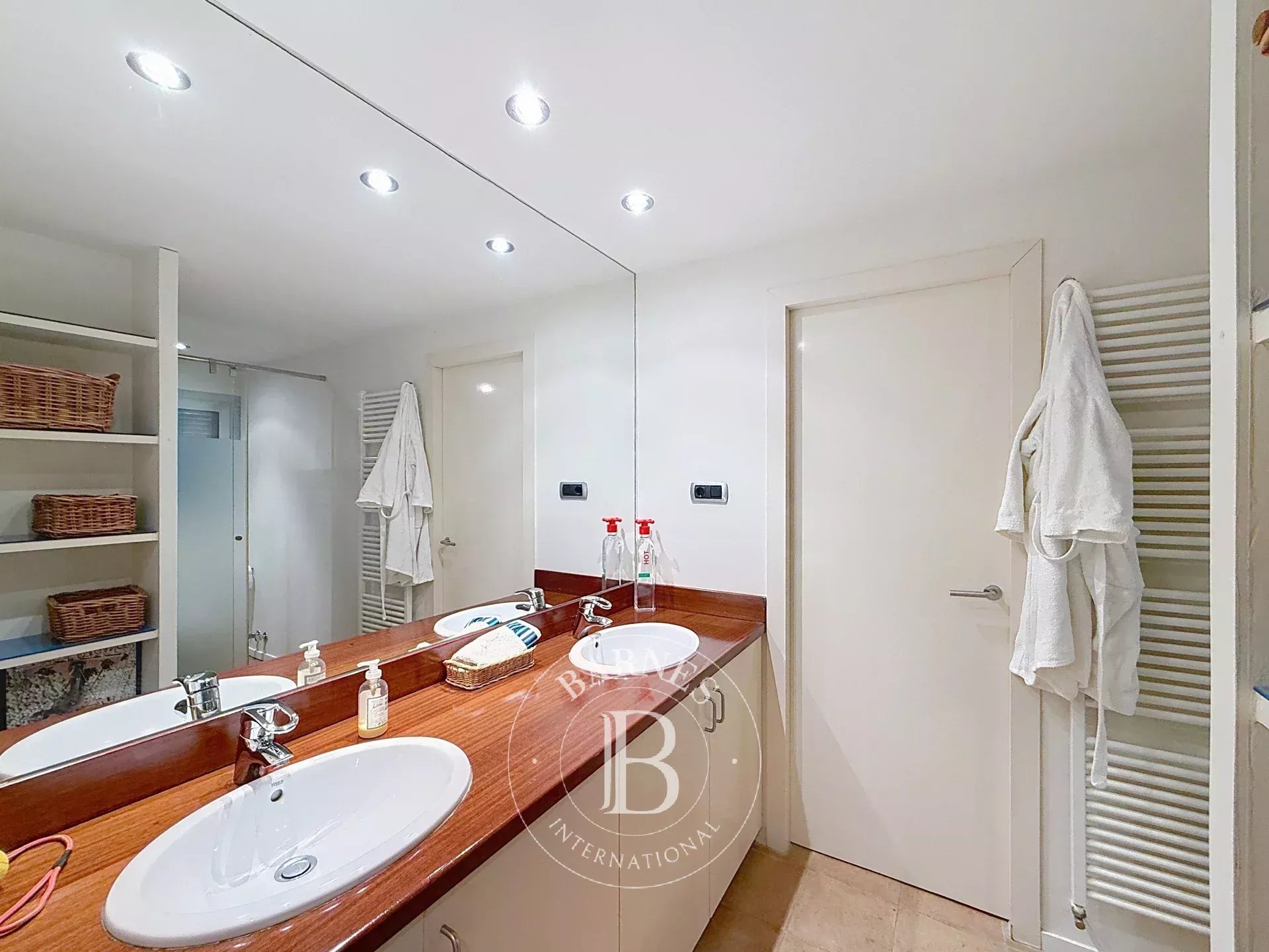 Ev Cabrera de Mar - picture 26