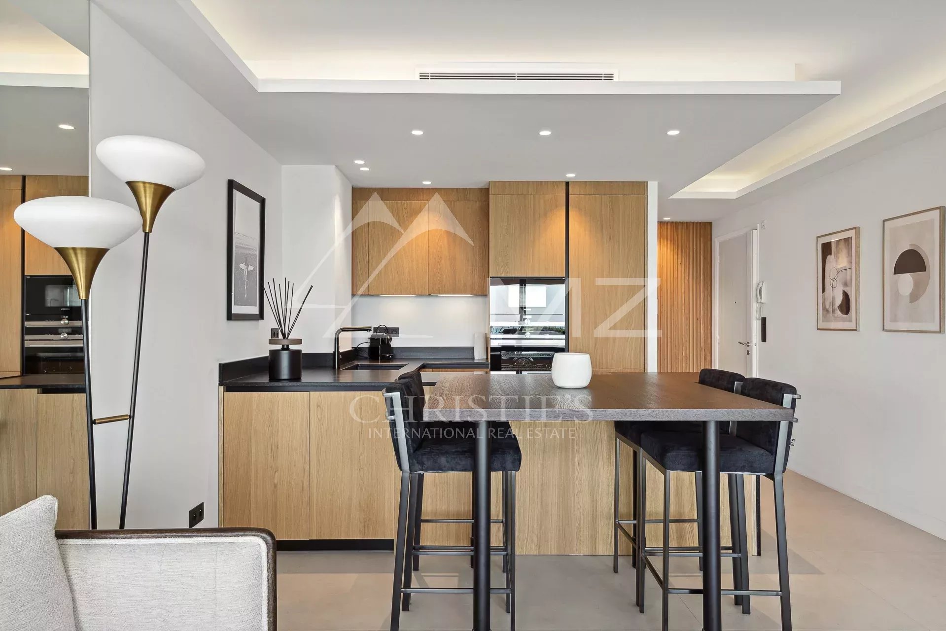 2 Bedroom Apartment/Flat's Image 4