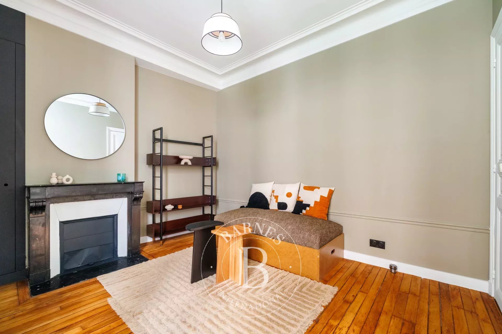 Daire Paris 3ème - picture 14