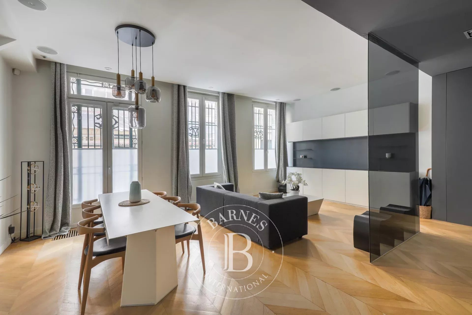 Daire Paris 8ème - picture 4