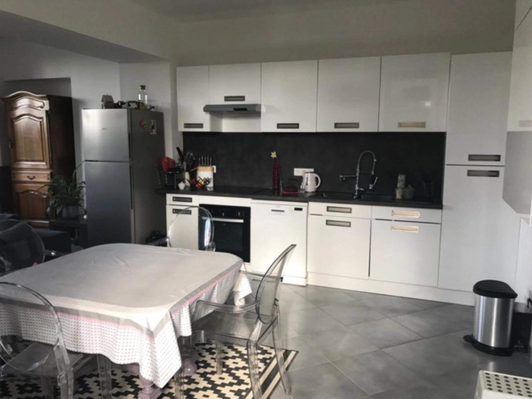 Appartement T3 en rez-de-jardin à Chasselay