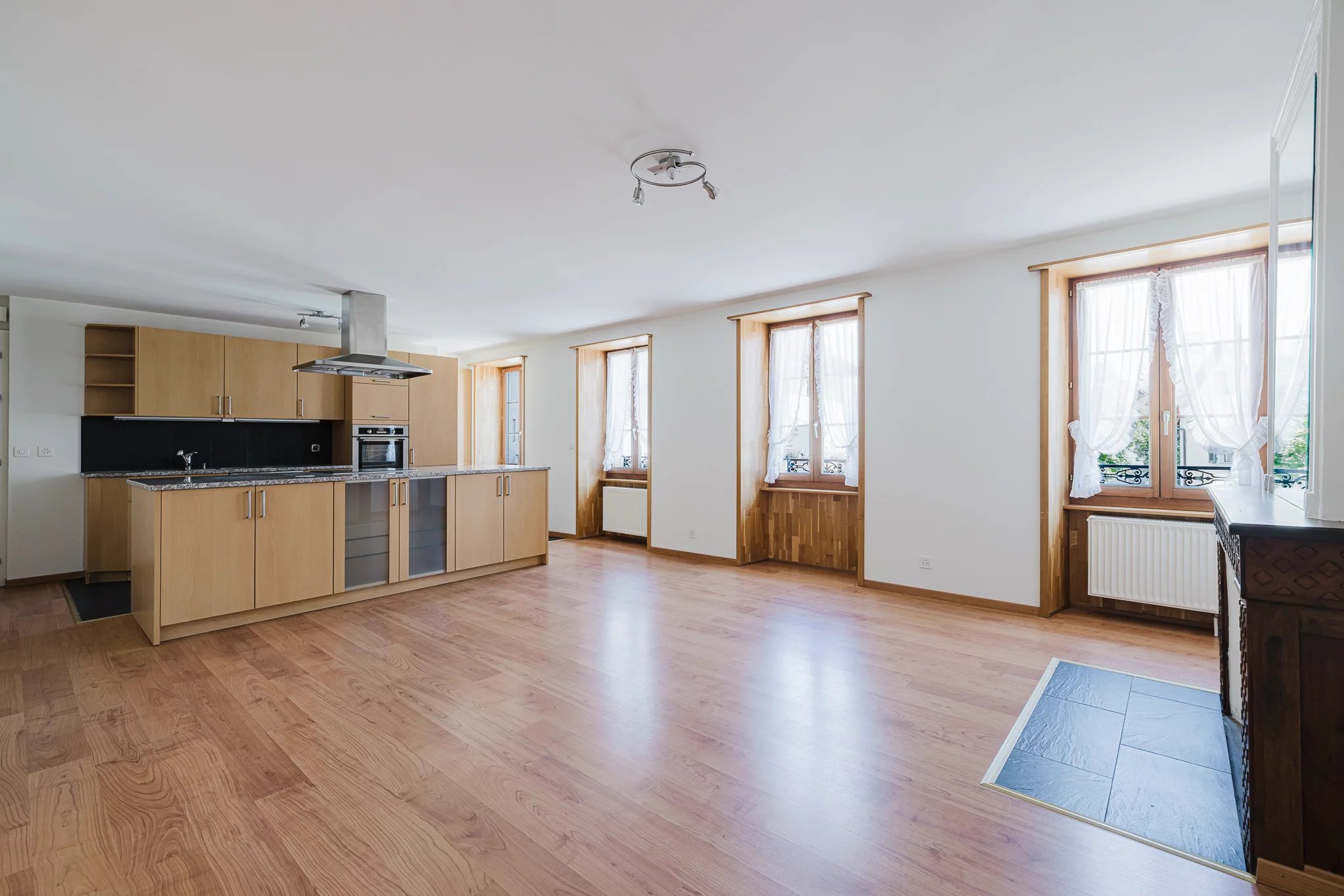 Renoviertes Gebäude mit Charme - 5 Wohnungen in einem dörflichen Gebäude