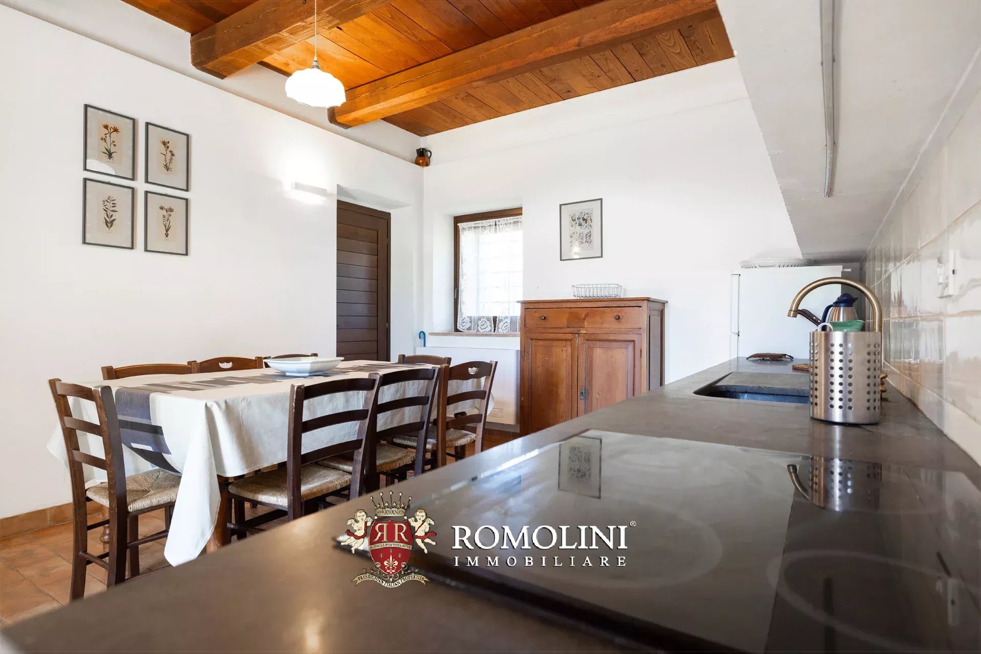 27 Bedroom Villa/Townhouse's Image 98