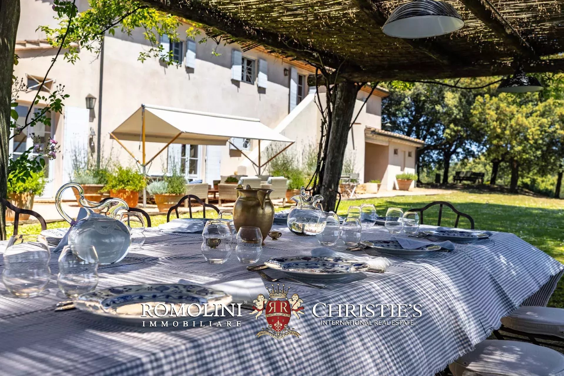 EQUESTRIAN SEA VIEW WINE ESTATE WITH VINEYARDS FOR SALE CLOSE TO BOLGHERI, TUSCANY