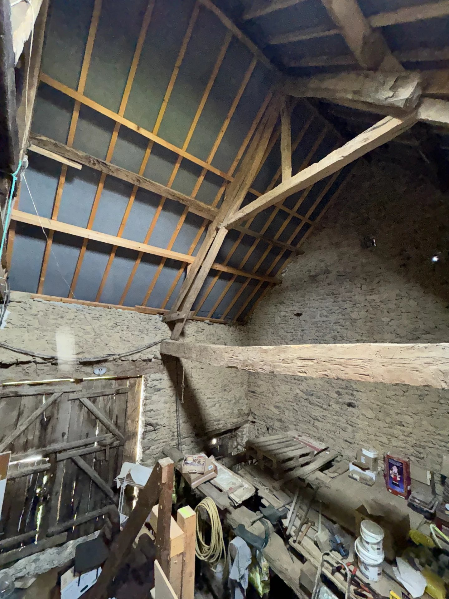 Farmhouse to renovate - Between Guéret and Jarnages
