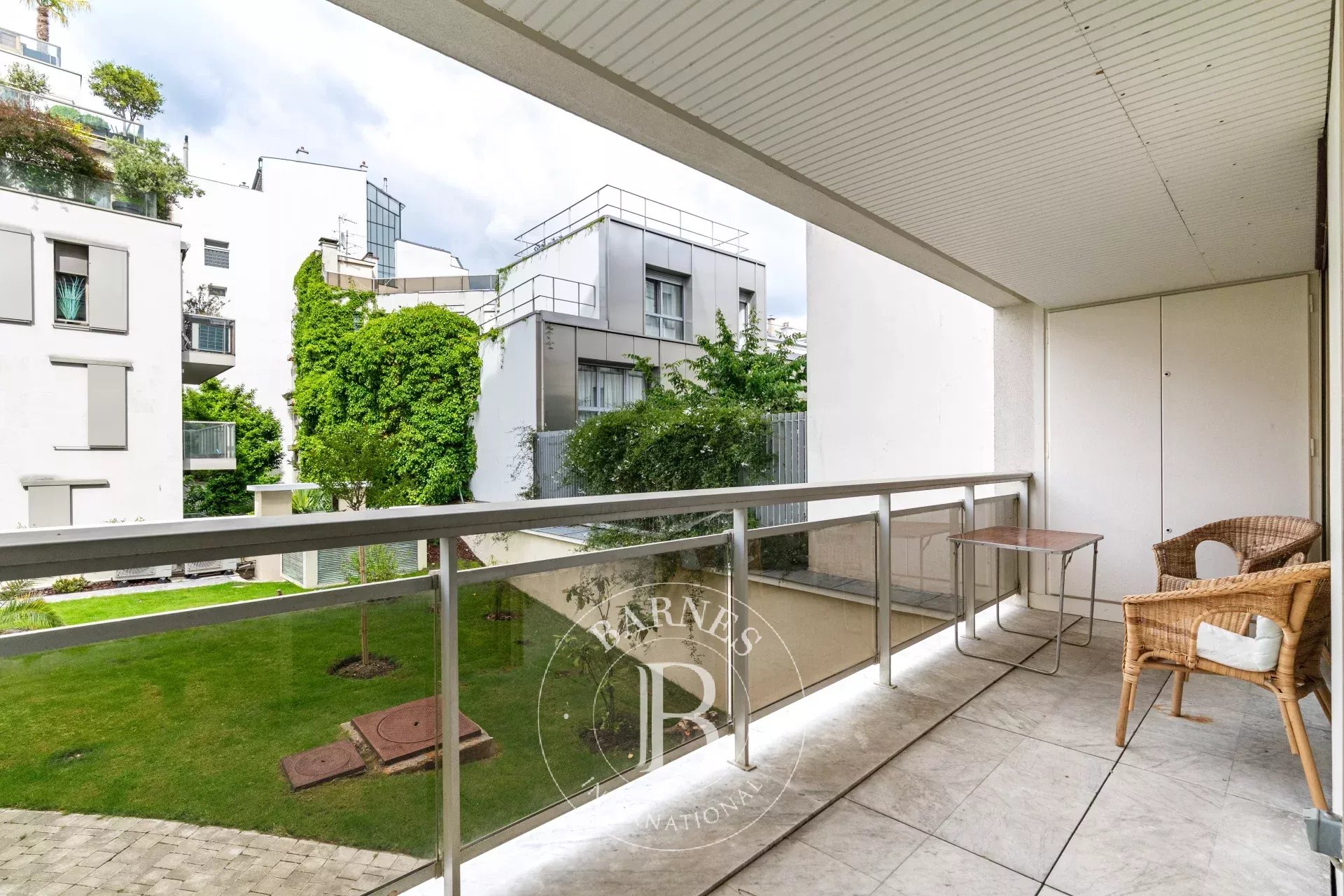 Sole agent - Paris 16 - Muette  - Apartment with balcony - picture 10
