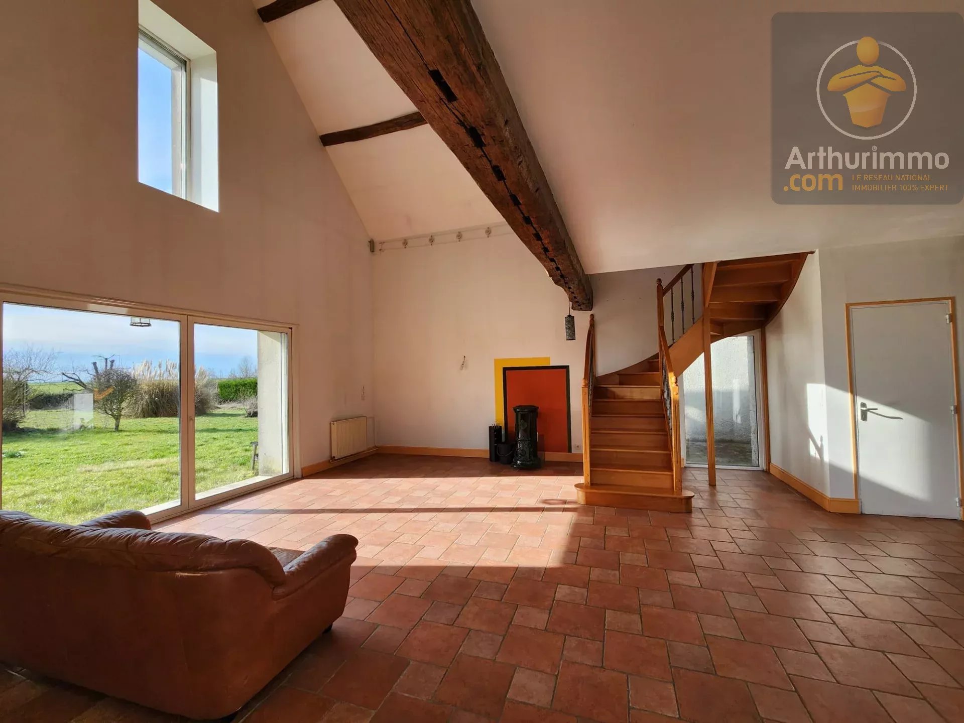 Longère Restaurée – 9 Pièces – DPE C – Jardin Paysager de 3 175 m² à Villorceau — photo 4